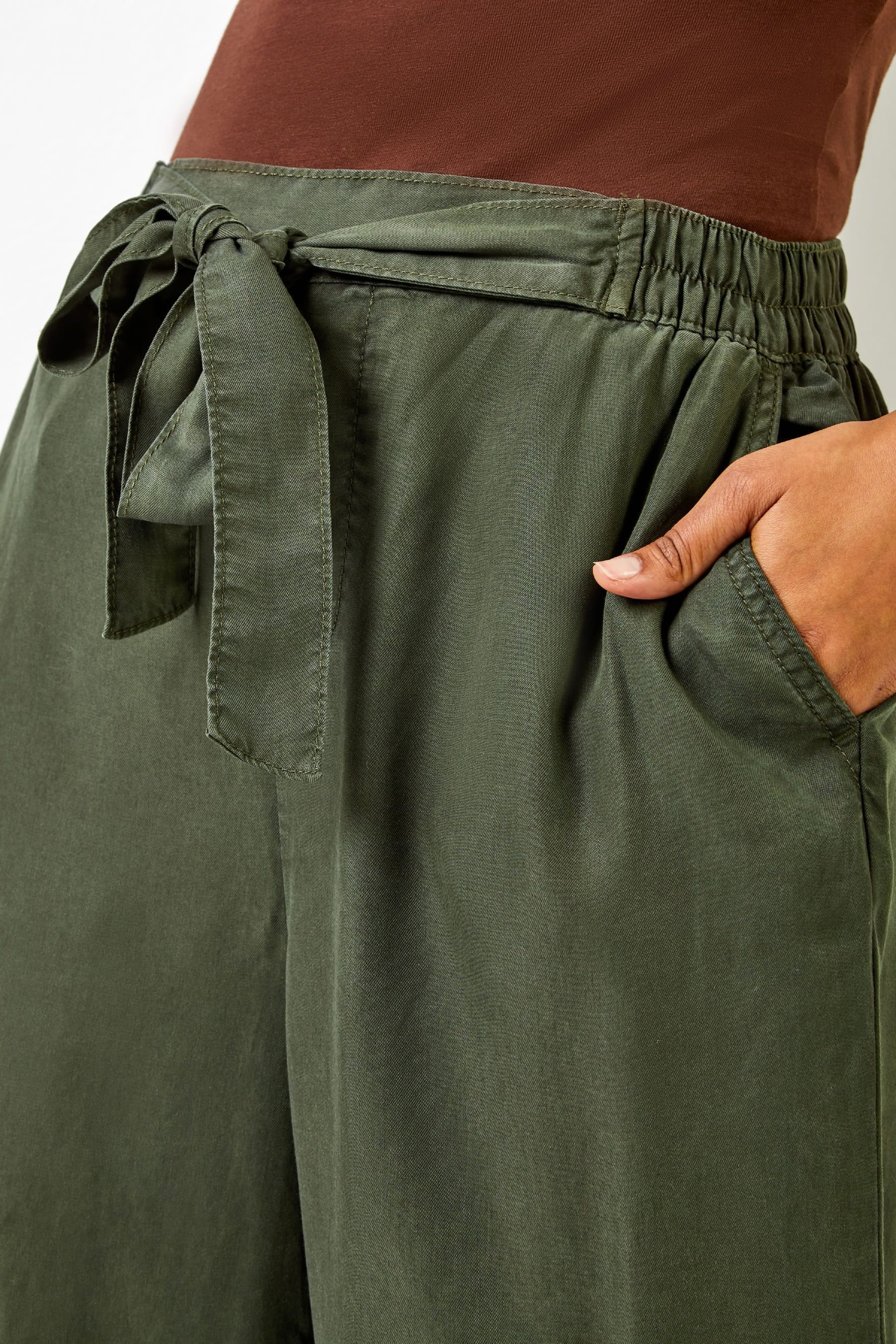 Olive green tie waist outlet pants