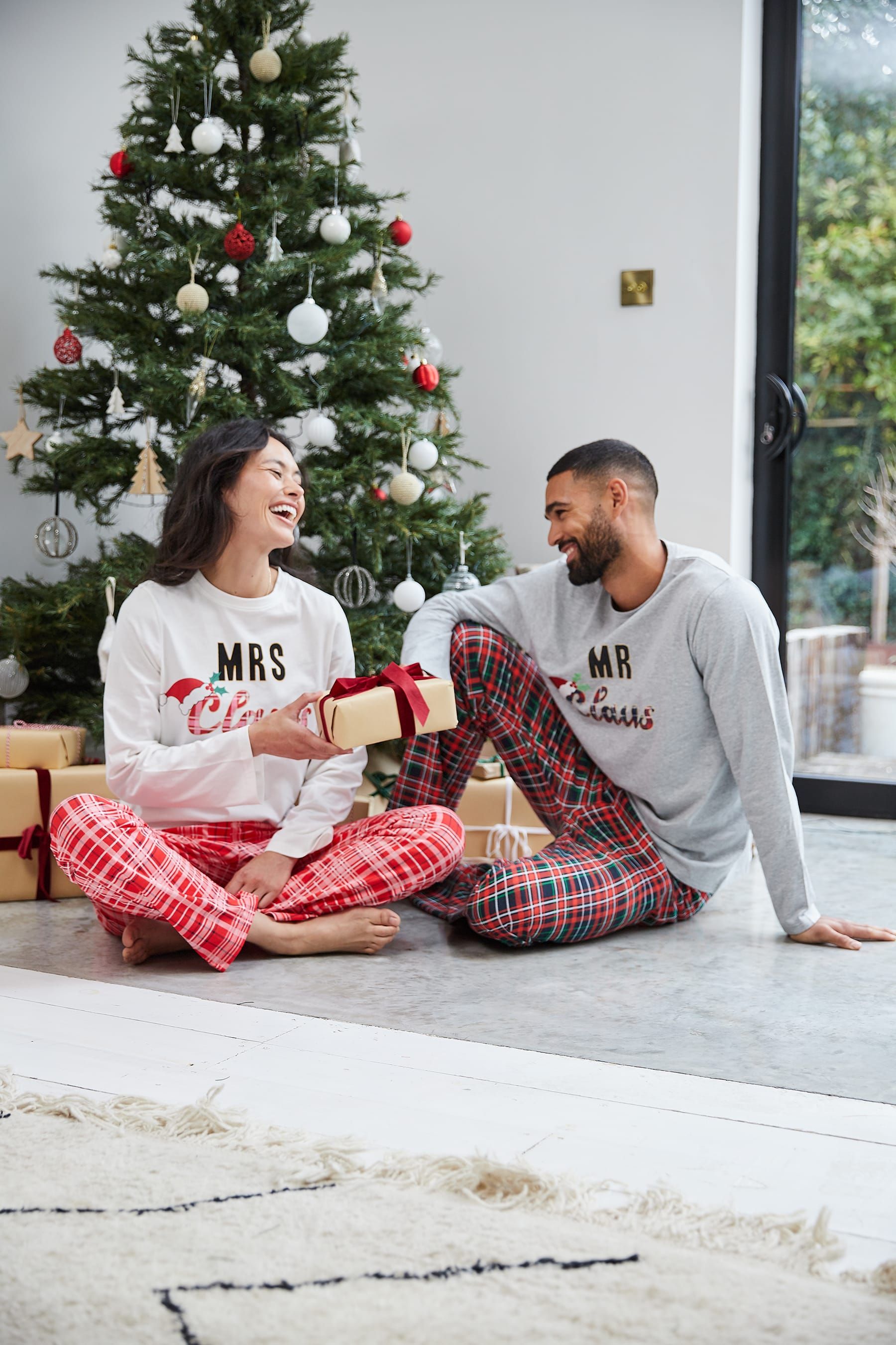 Mr & mrs christmas pjs outlet