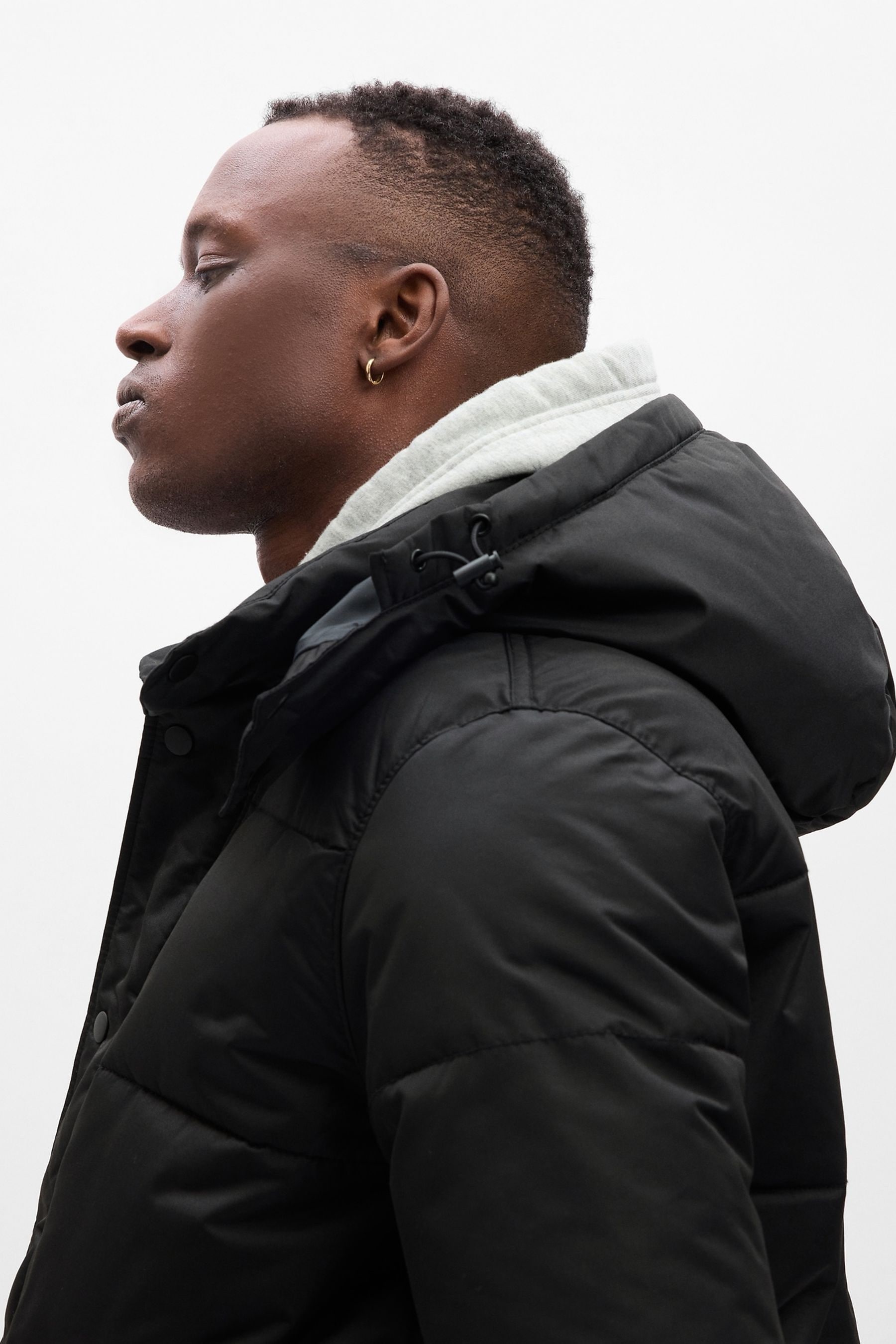 Gap black puffer jacket sale