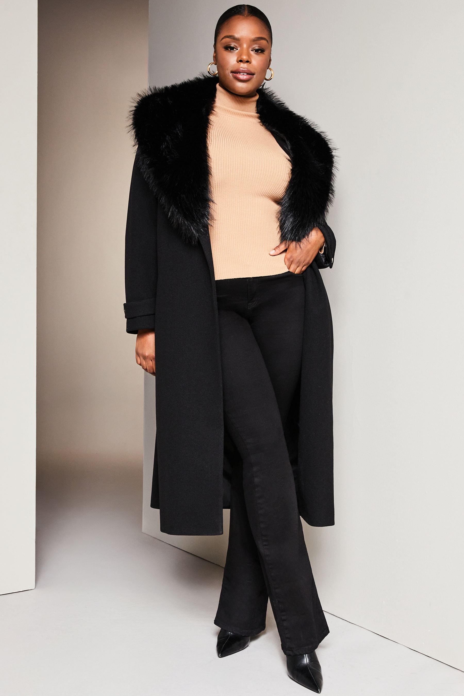 Black faux fur collar belted coat hotsell