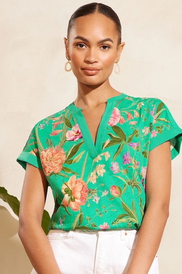 V&A | Love & Roses Green Floral V Neck Jersey Short Sleeve T-Shirt
