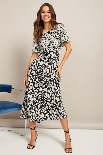 Friends Like These Black/White Floral Flutter Sleeve Round Neck Midi Dress