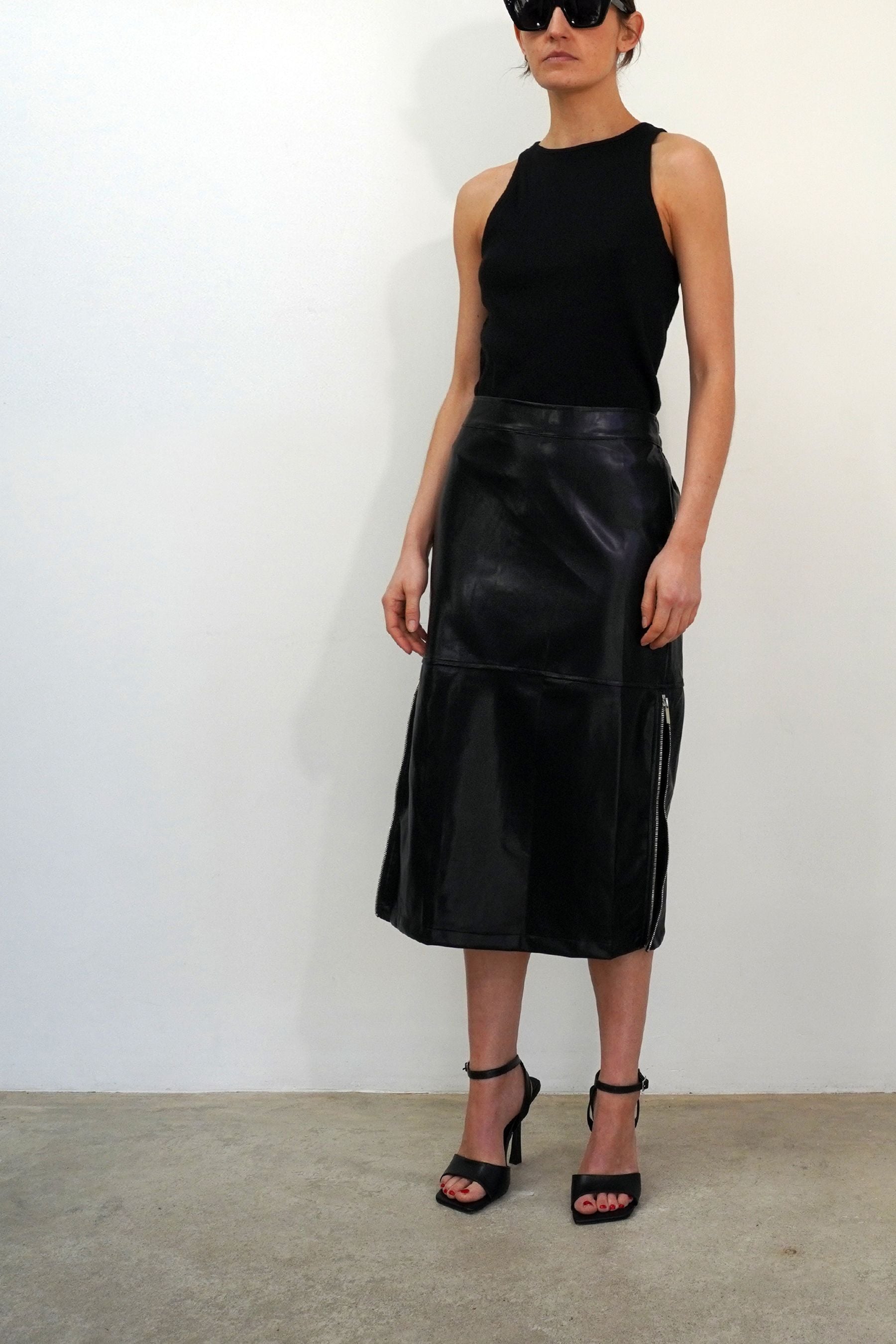 Faux leather pencil skirt with zip discount