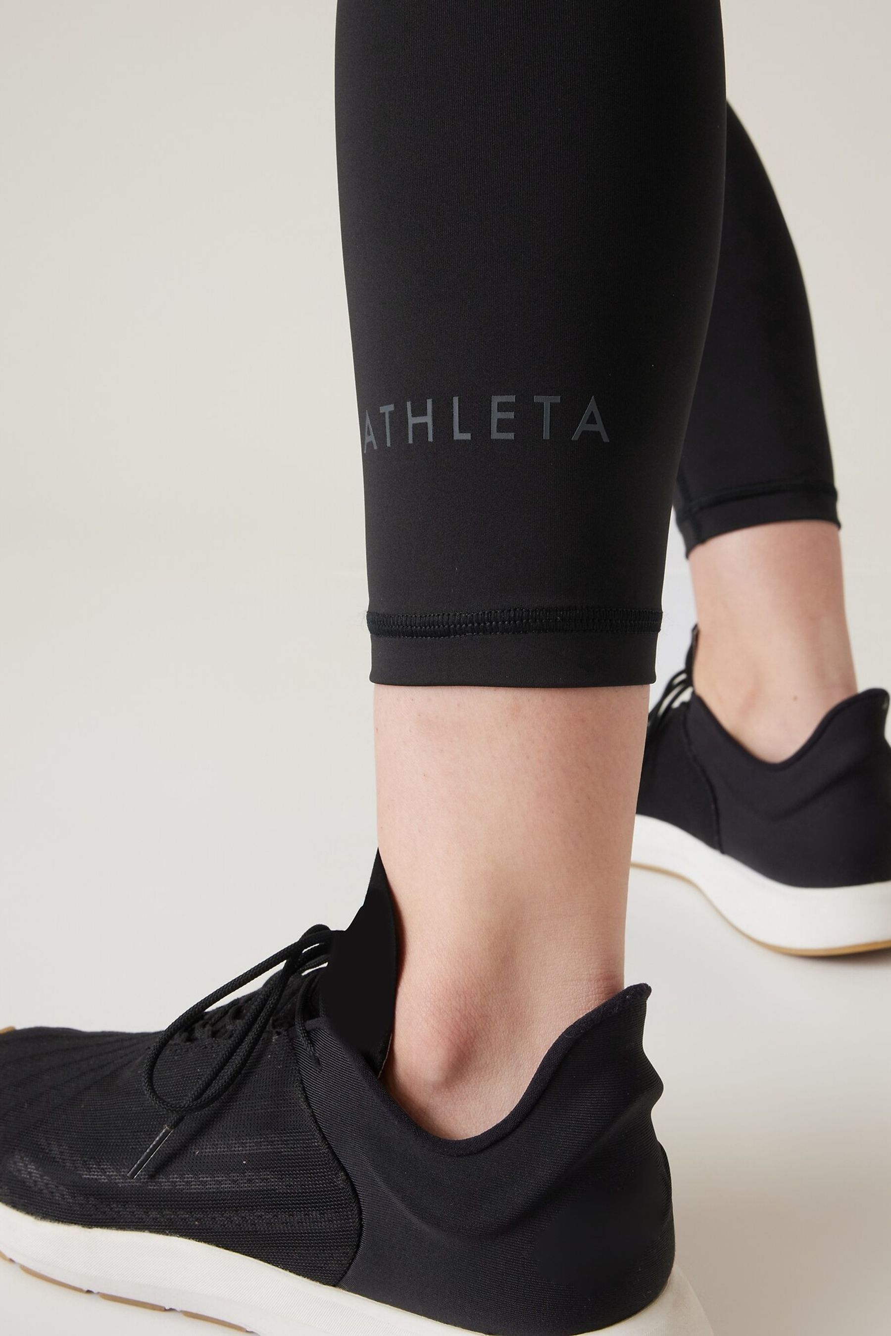 Athleta trainer discount store