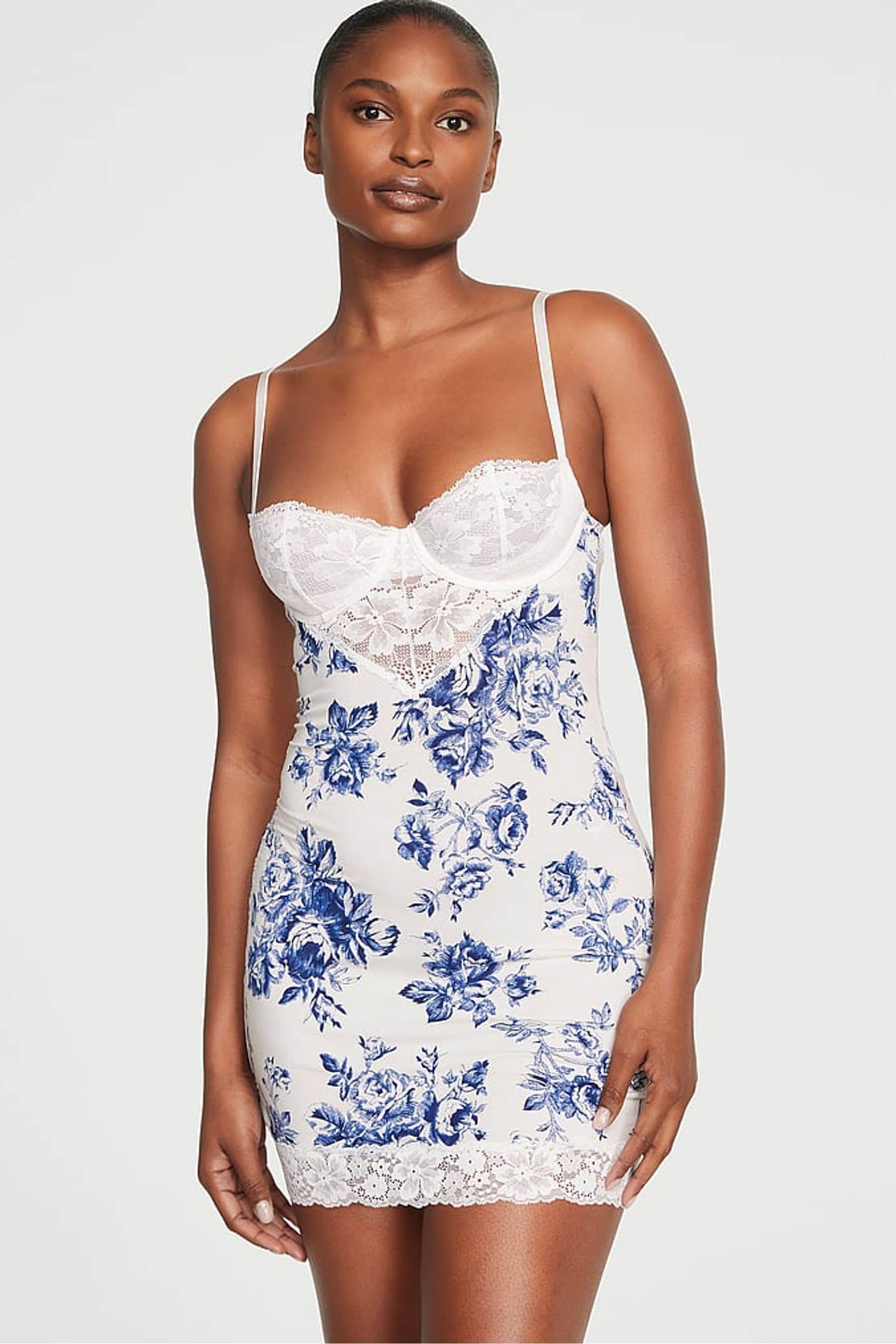 Slip on clearance toile