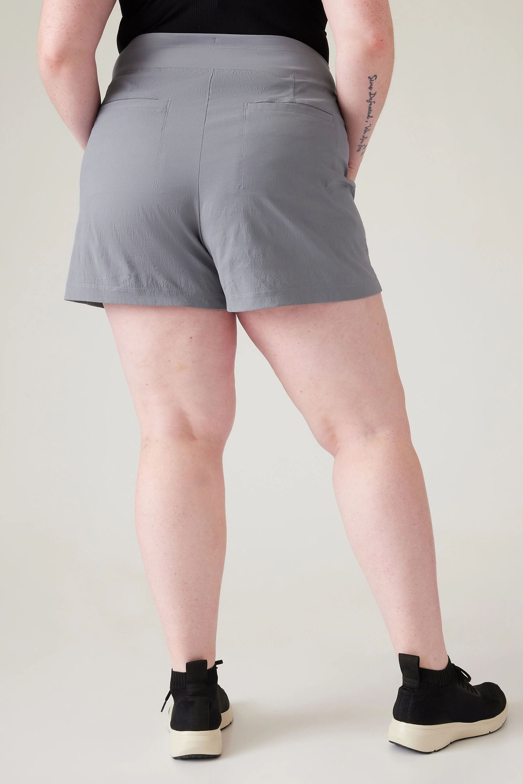 Athleta hot sale trekkie bermuda