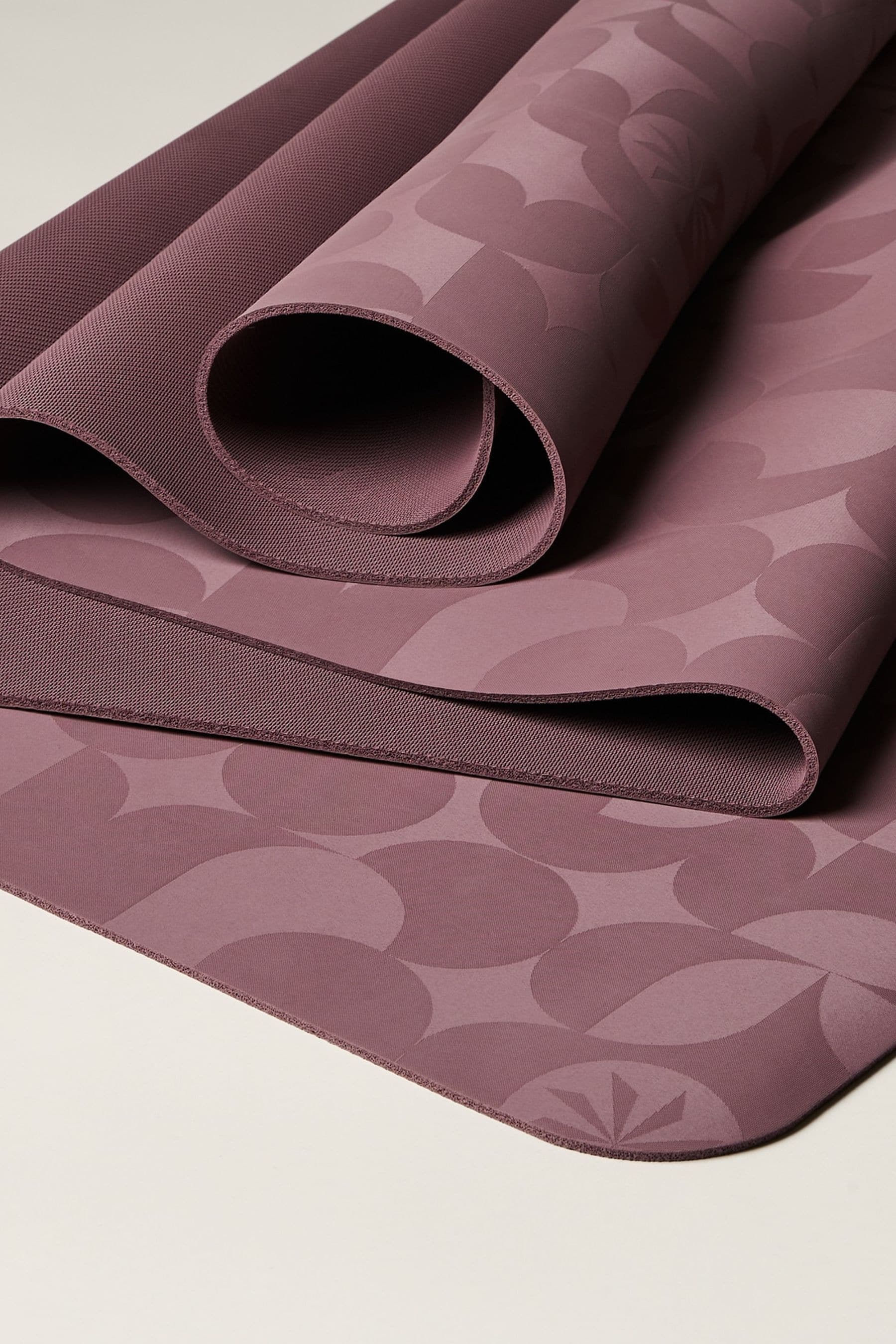 Athleta yoga store mat