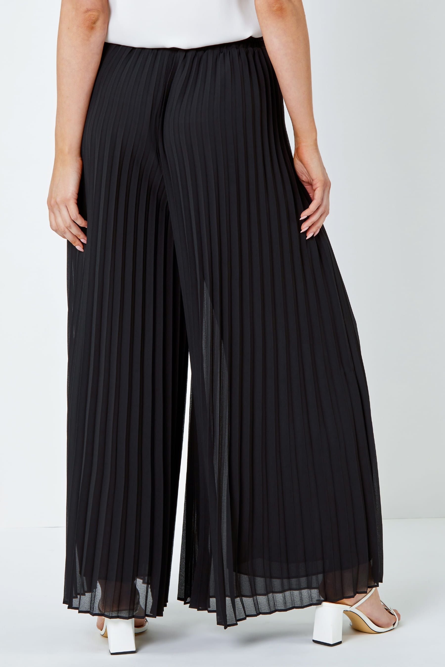 Roman palazzo outlet trousers