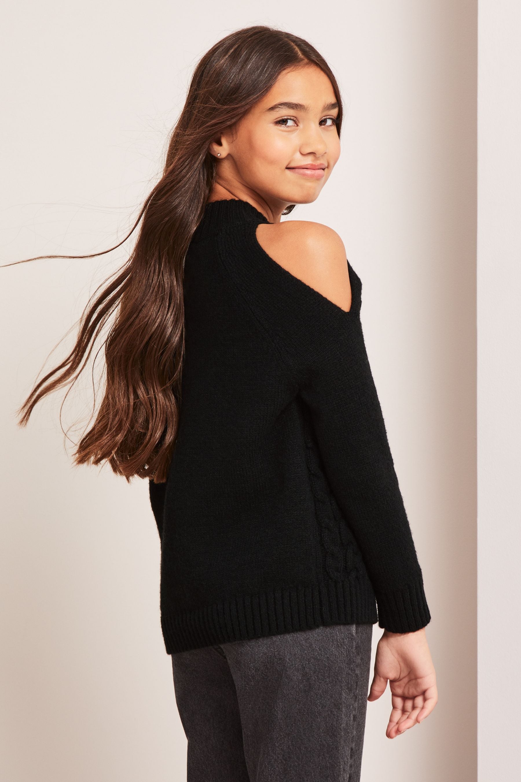 Cold shoulder jumpers uk hot sale