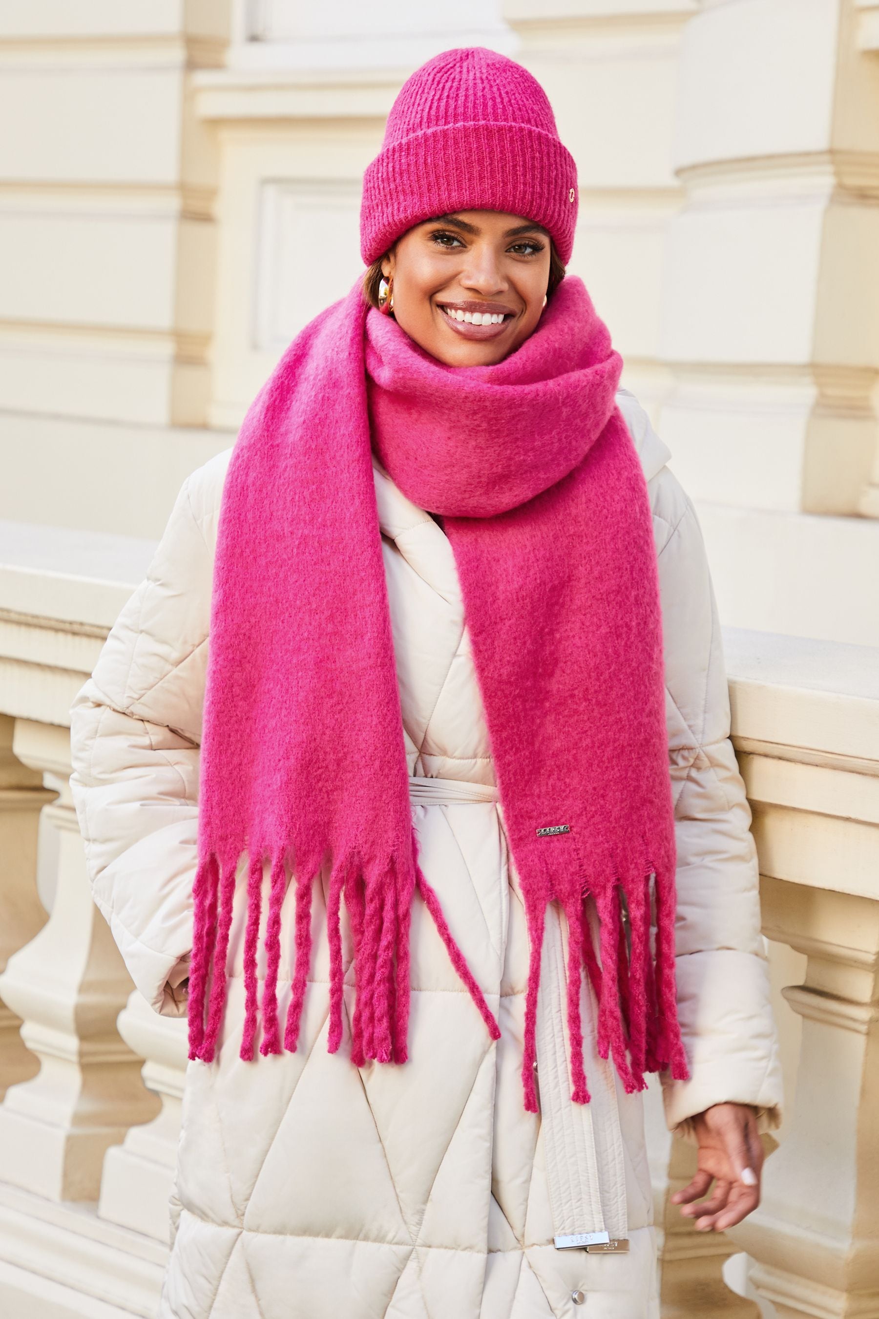 Pink hotsell red scarf