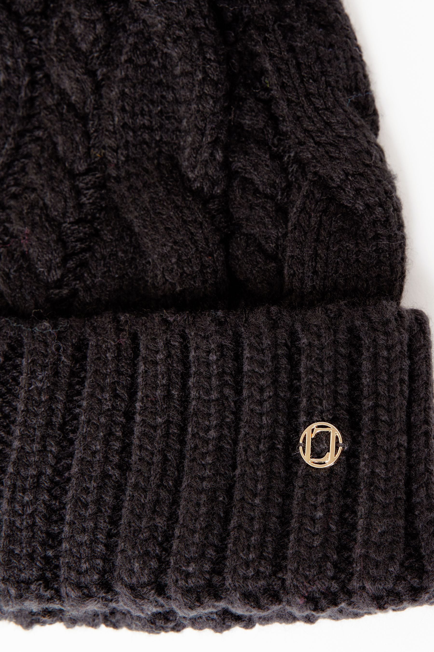Faux fur bobble outlet hat