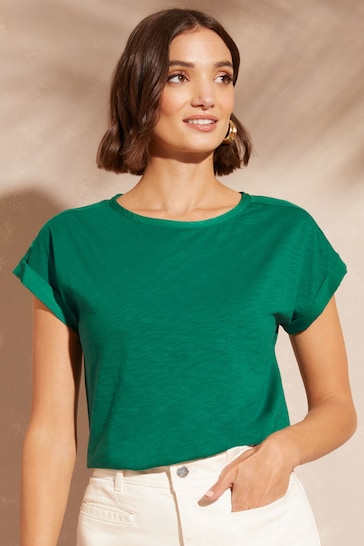 Nike Sportswear Essential Capuchon Forest Green Roll Sleeve Round Neck T-Shirt