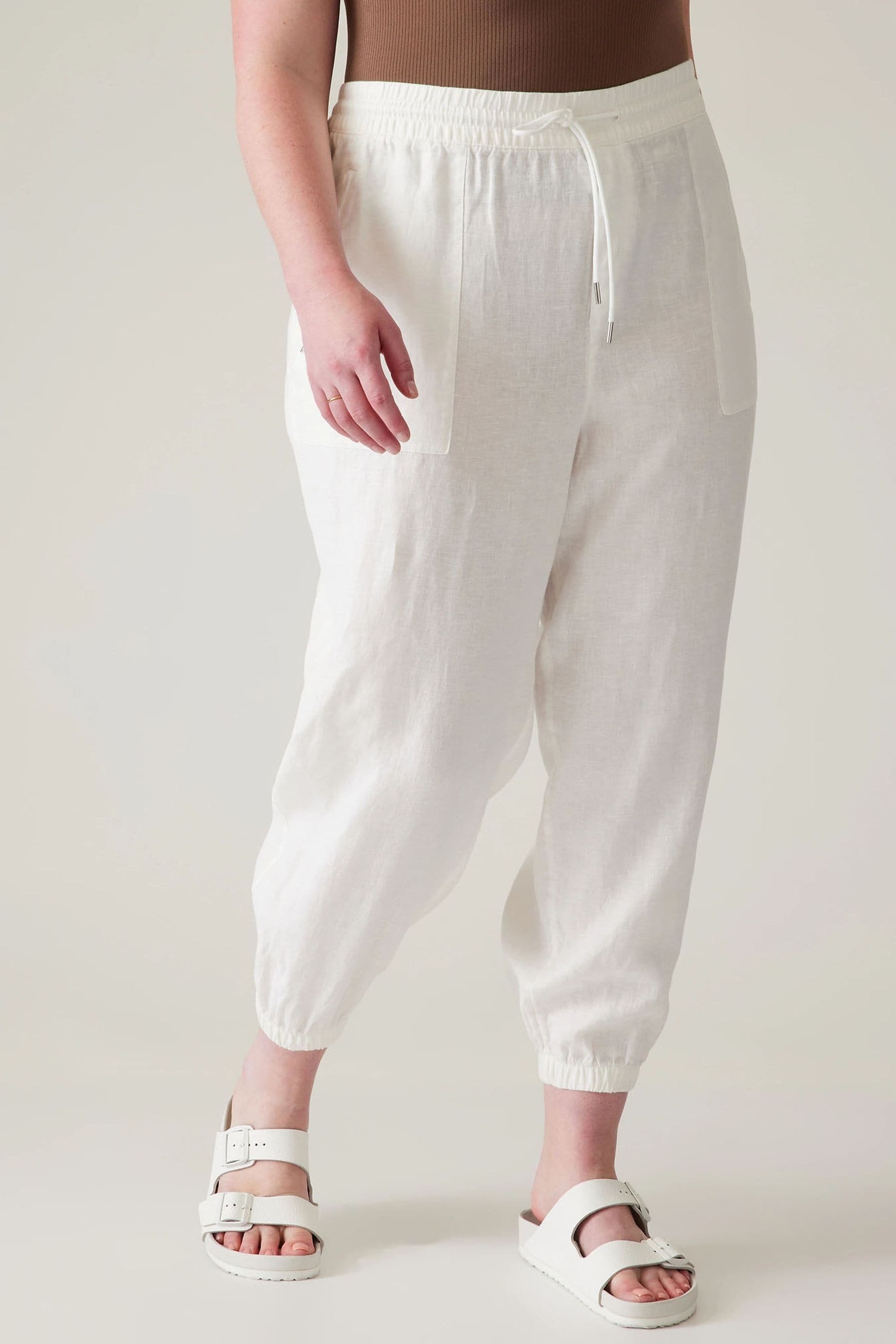 White linen joggers 2025