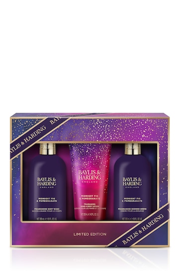 Baylis & Harding Midnight Fig and Pomegranate Luxury Bathing Essentials Gift Set