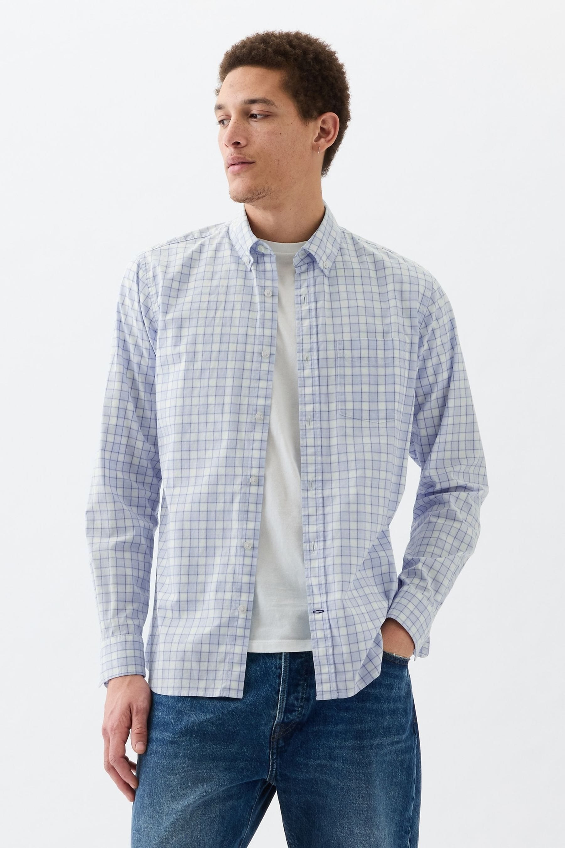 Gap standard sales fit stretch shirt