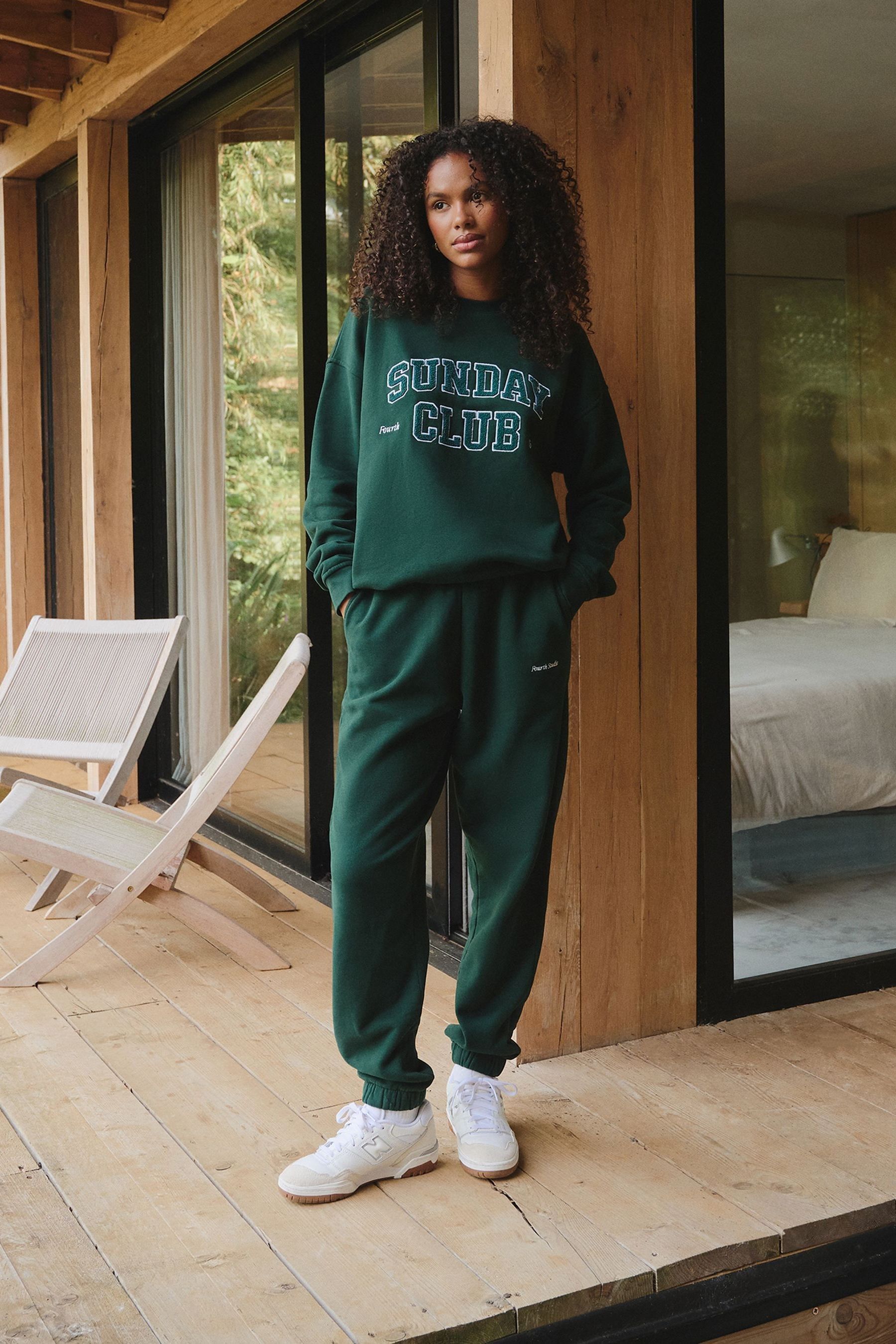 Reckless sweatpants top