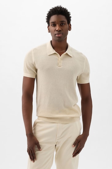 Gap Cream Textured Short Sleeve Polo Shirt