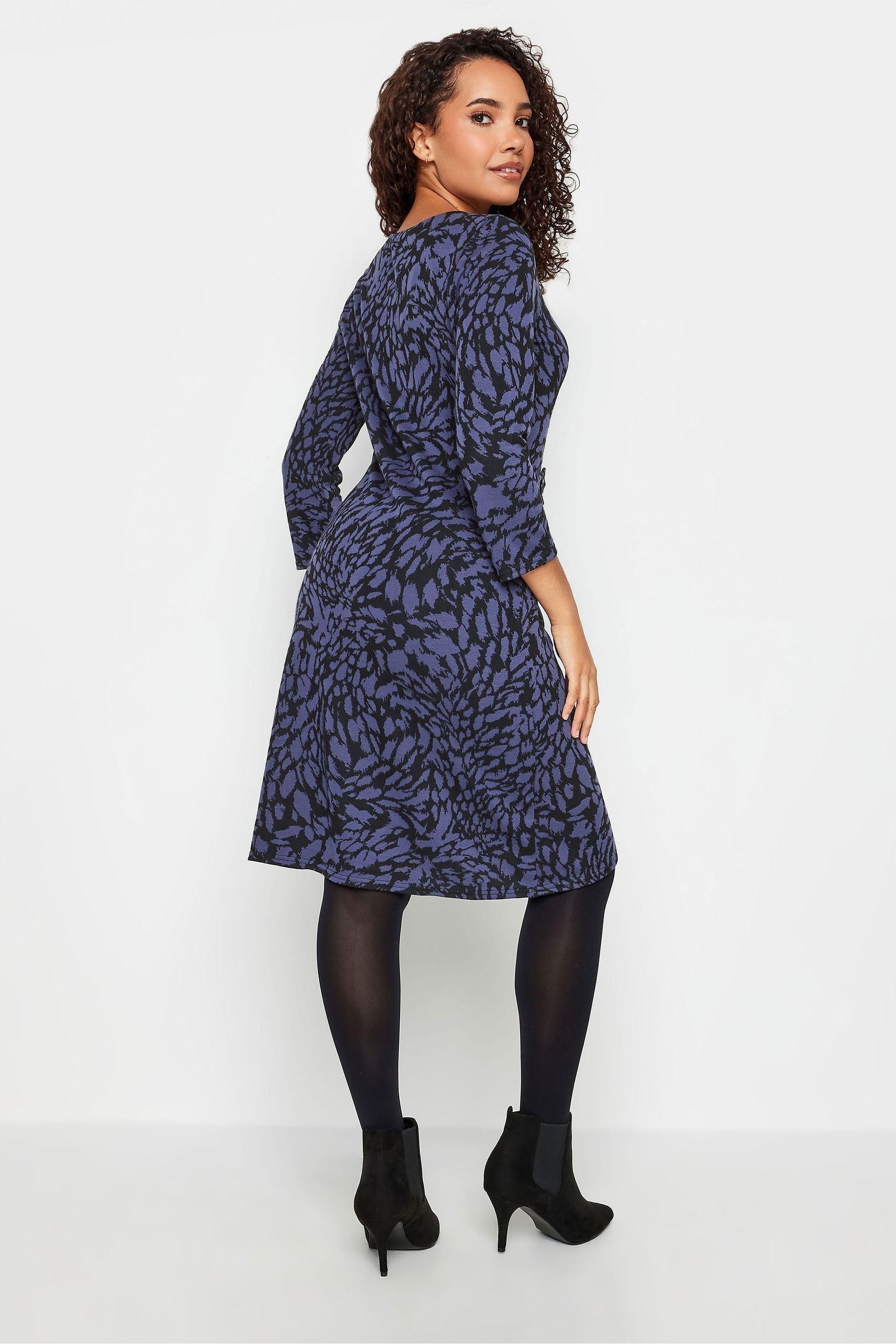 M&co shop shift dresses