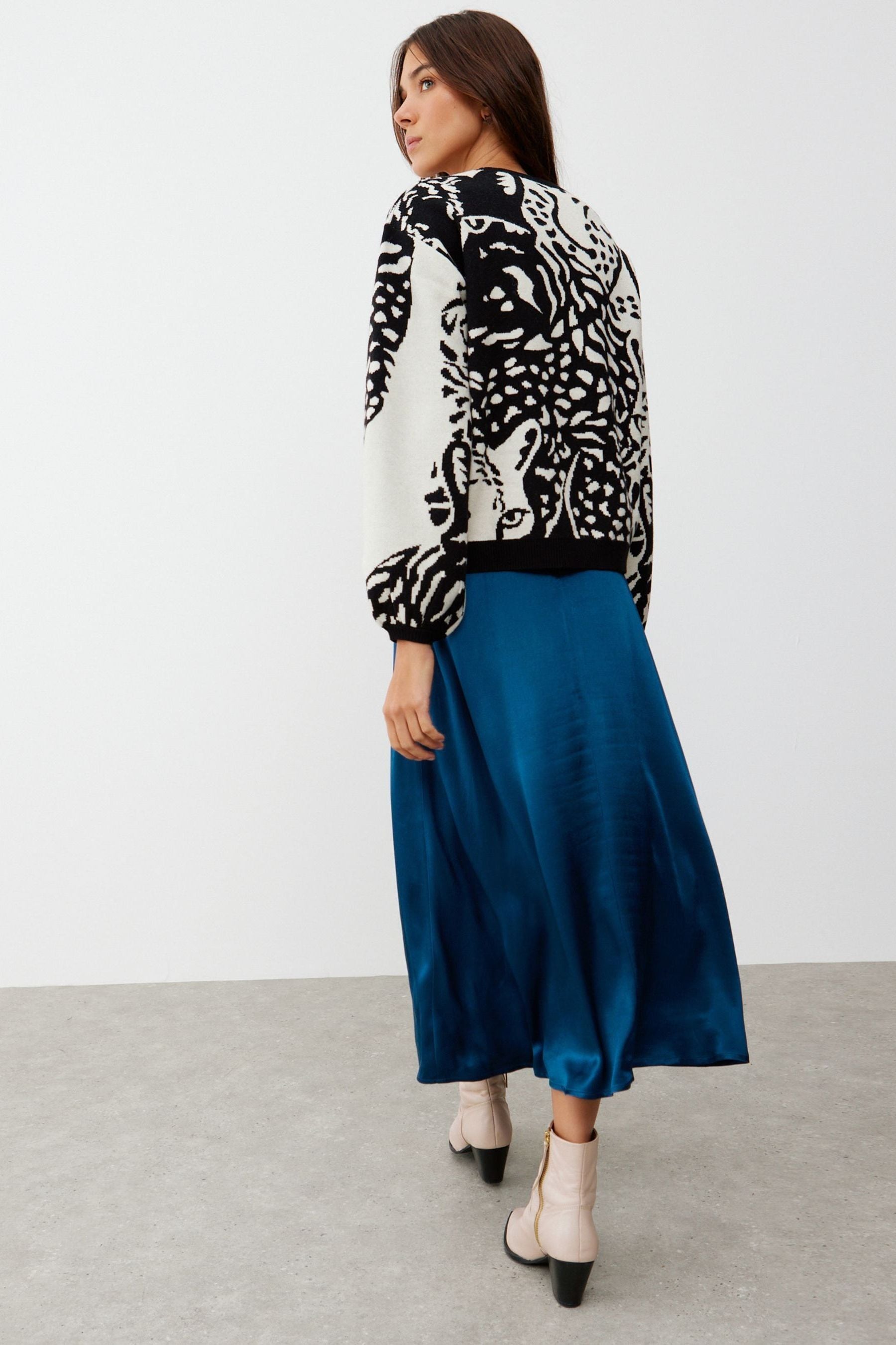 Oliver bonas blue store pleated skirt