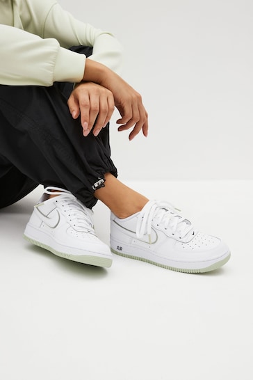 Nike White/Lime Air Force 1 Youth Trainers