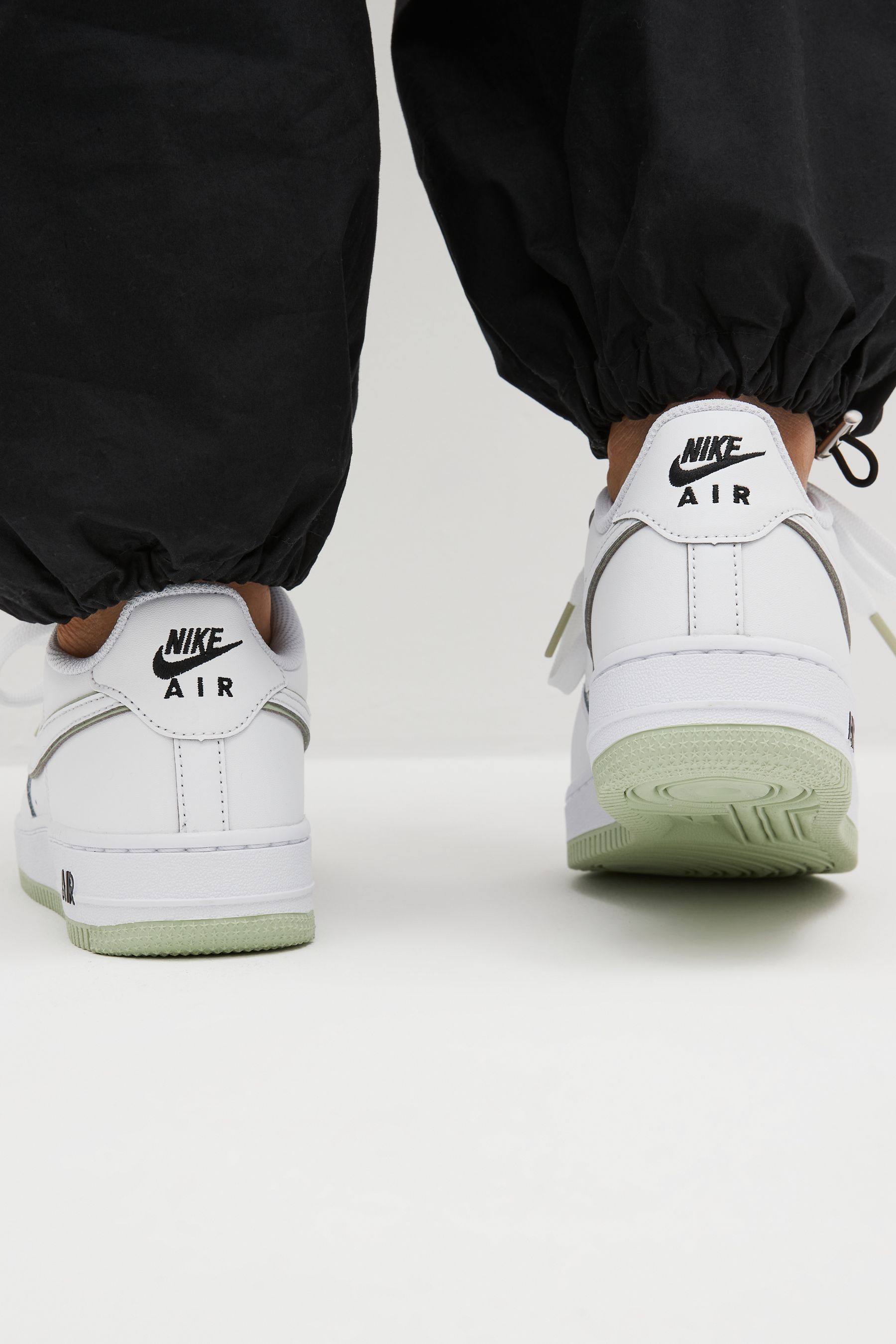 Nike white air force 1 trainers youth hotsell