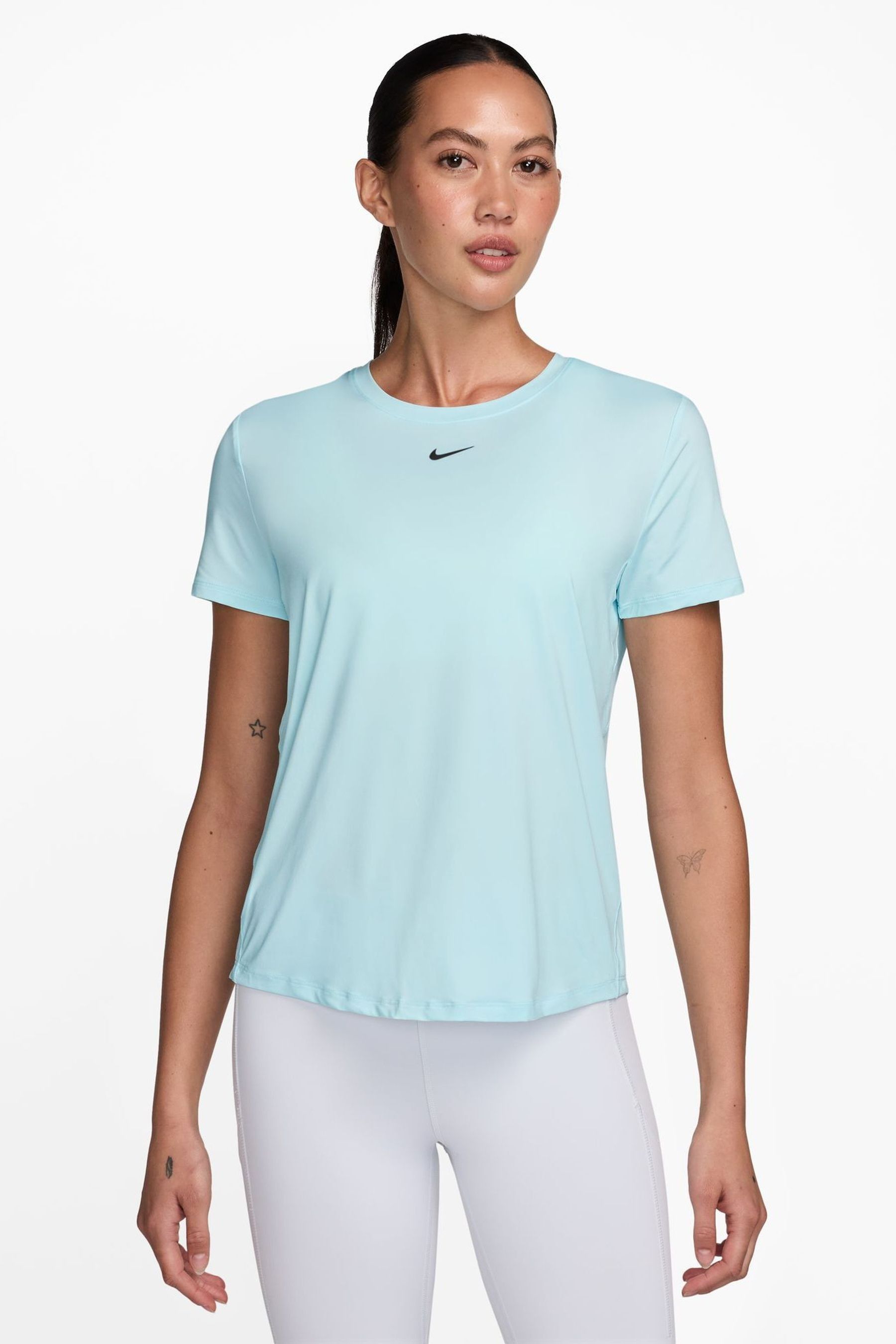 Powder blue nike shirt online