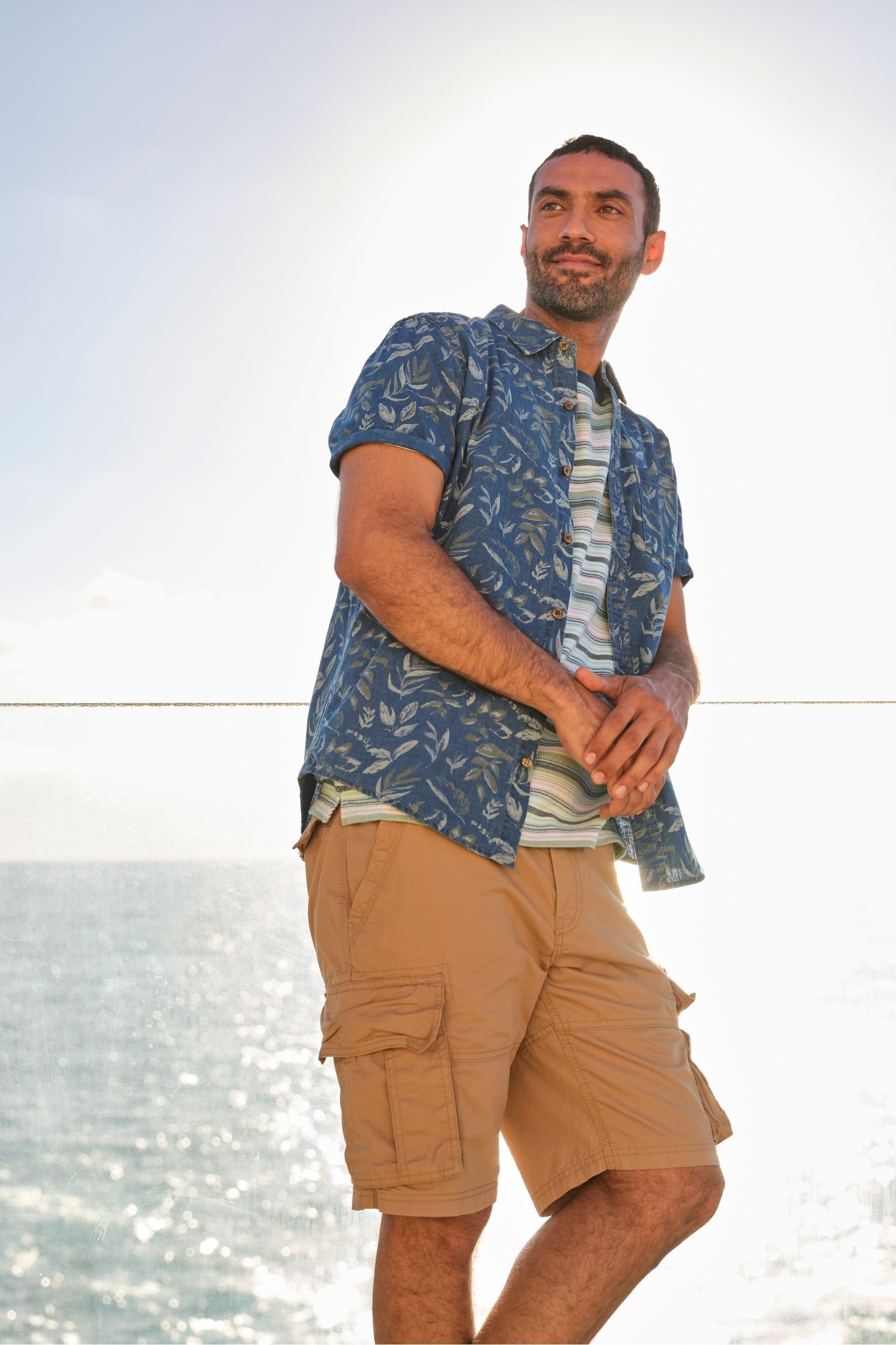 Lightweight online cargo shorts