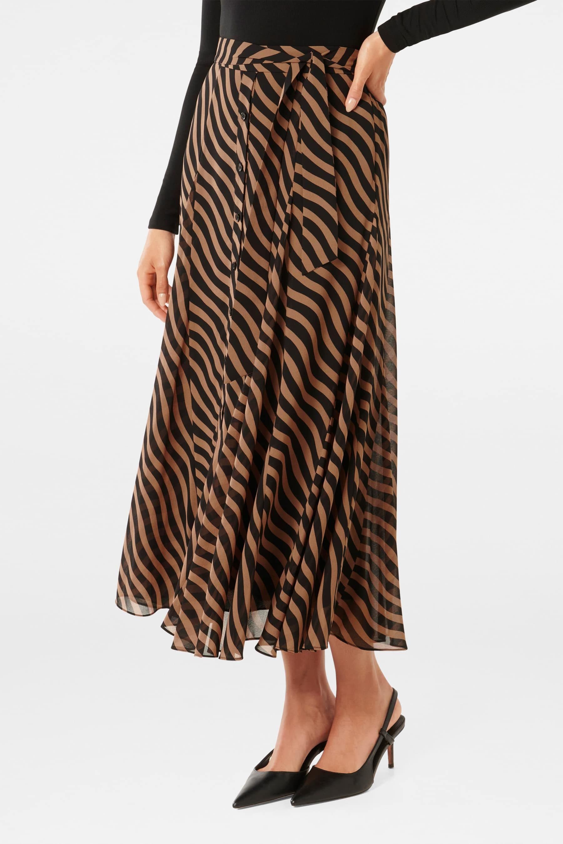 Leopard print skirt forever new deals