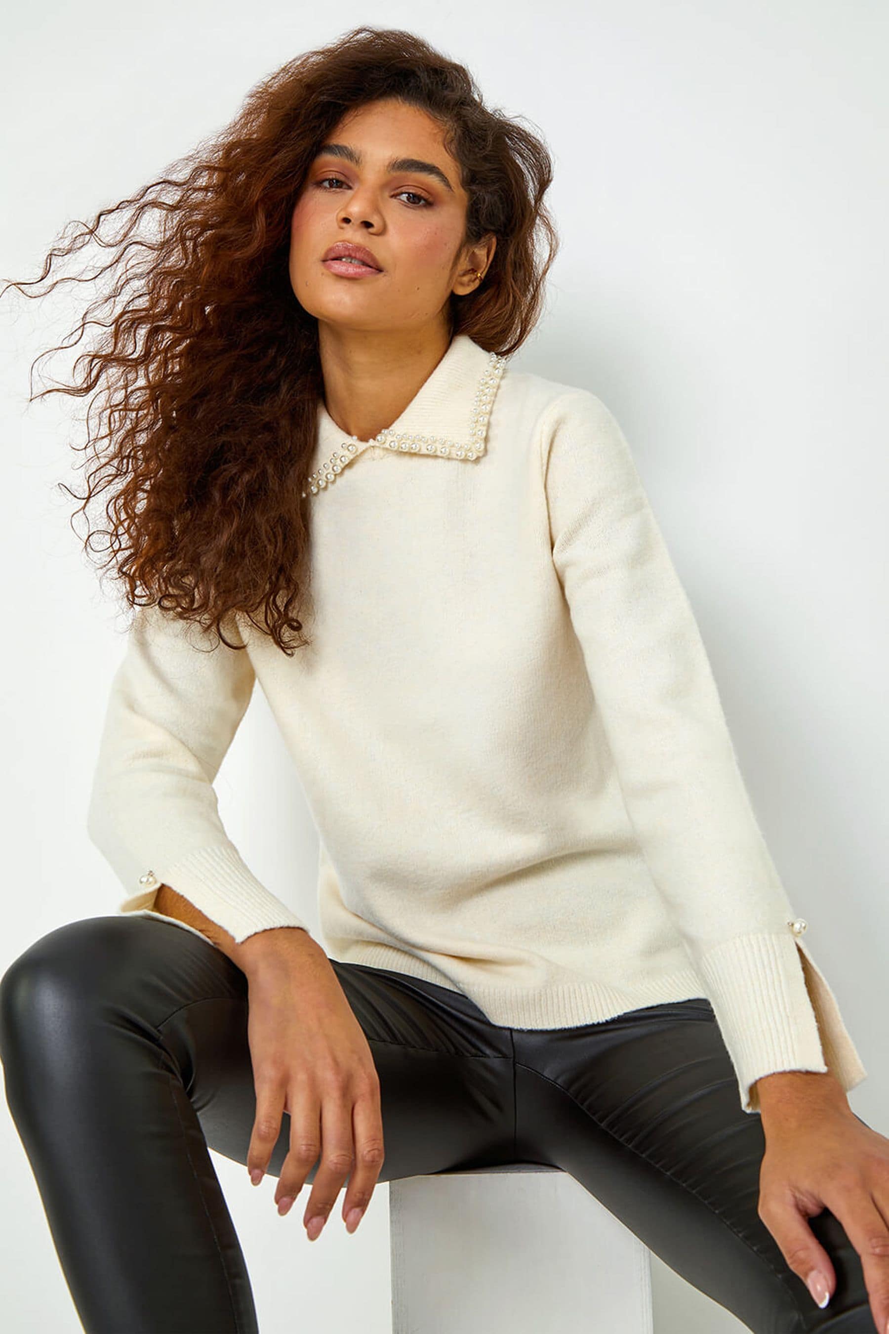 White faux fur store jumper