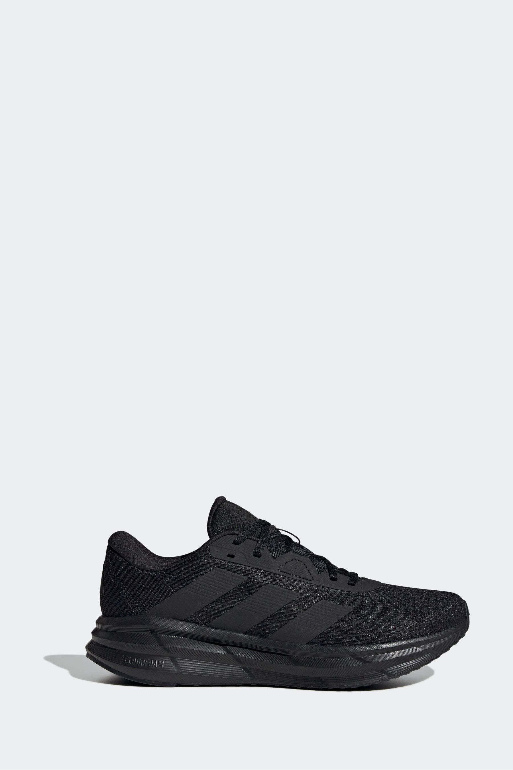 Black jogging shoes discount