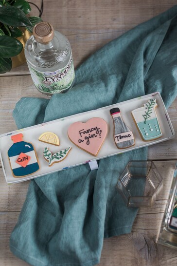 Personalised Time for a Gin Biscuits by Honeywell Bakes