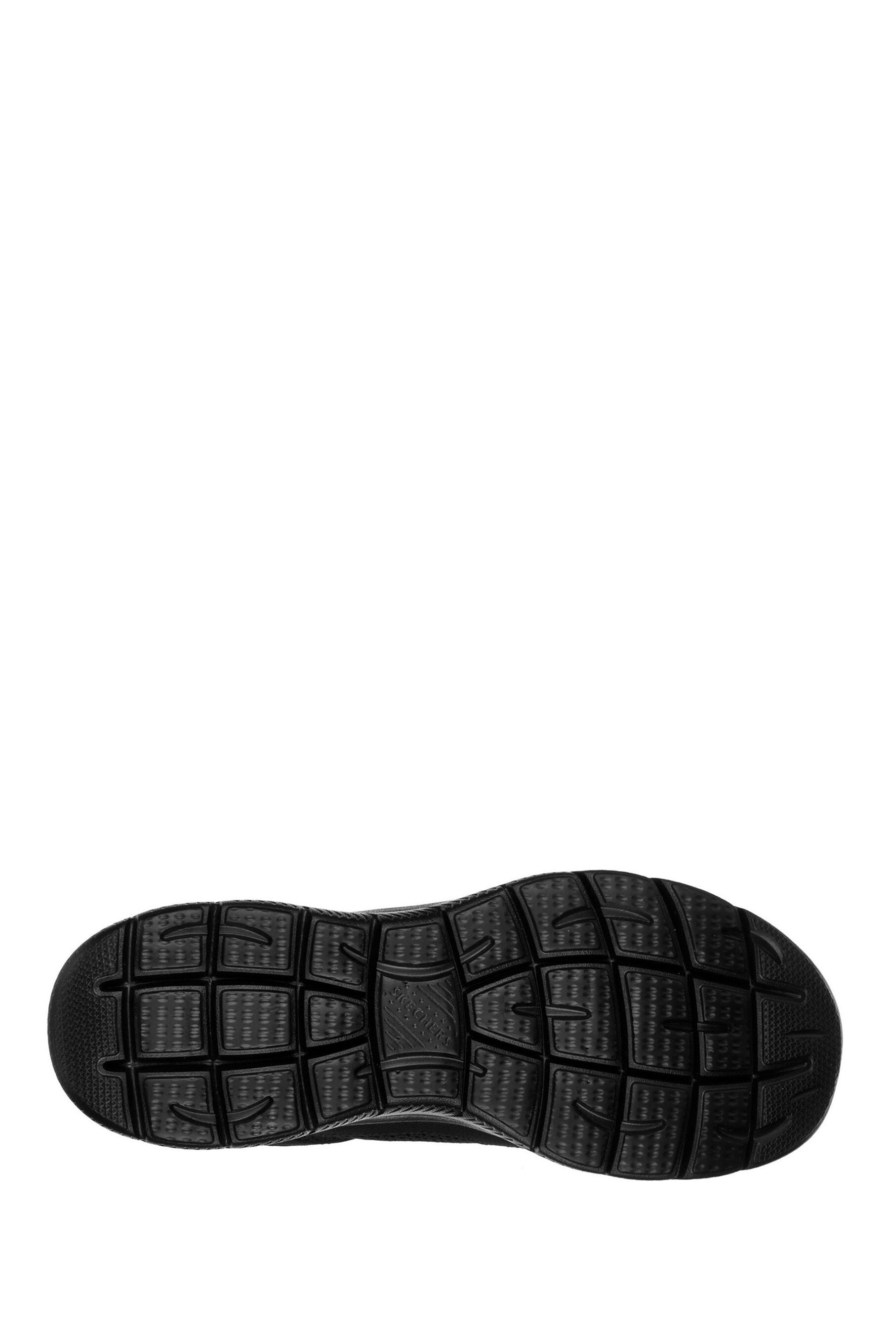 Sketchers cheap south common