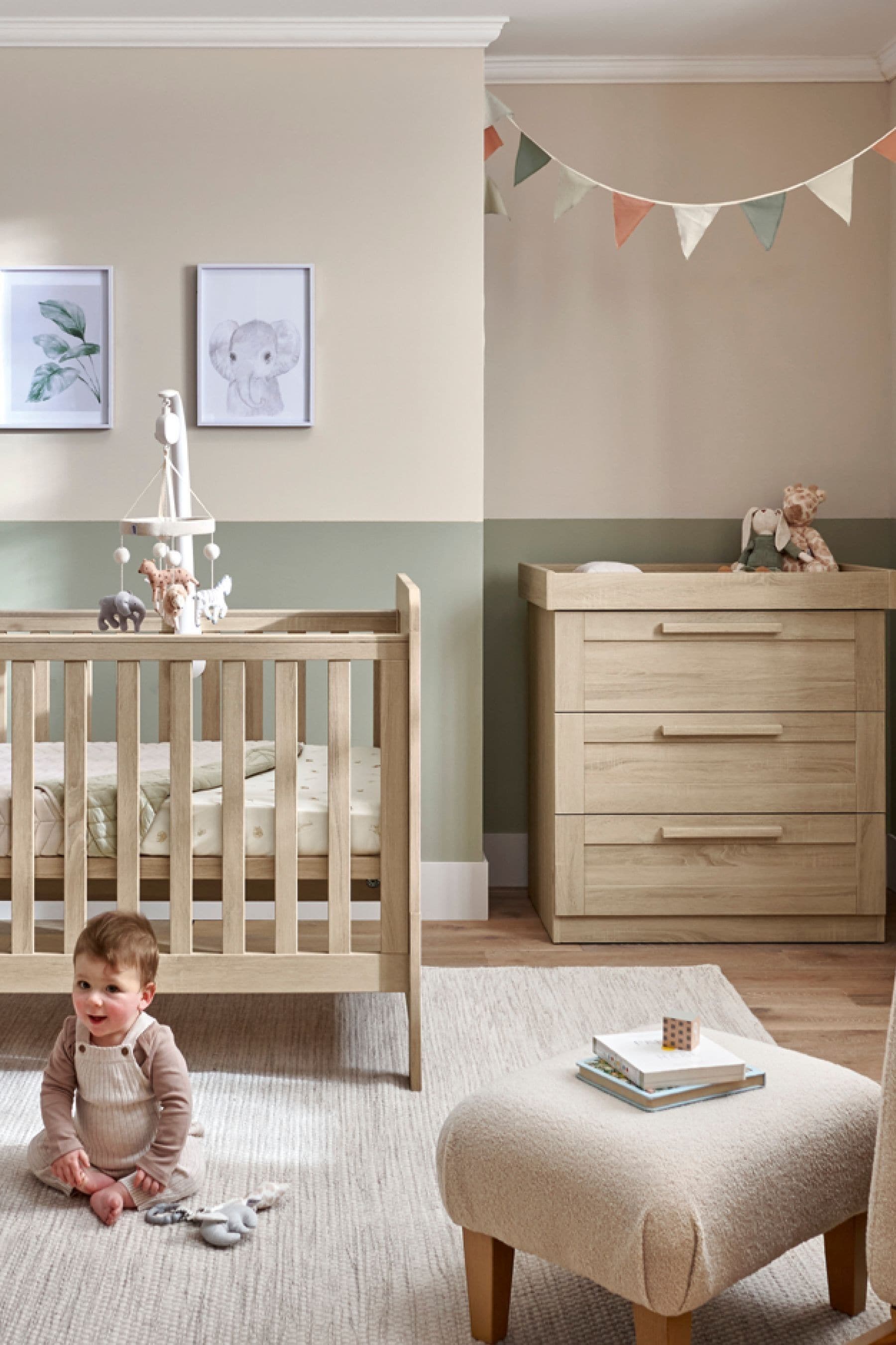 Atlas cot cheap bed nimbus white