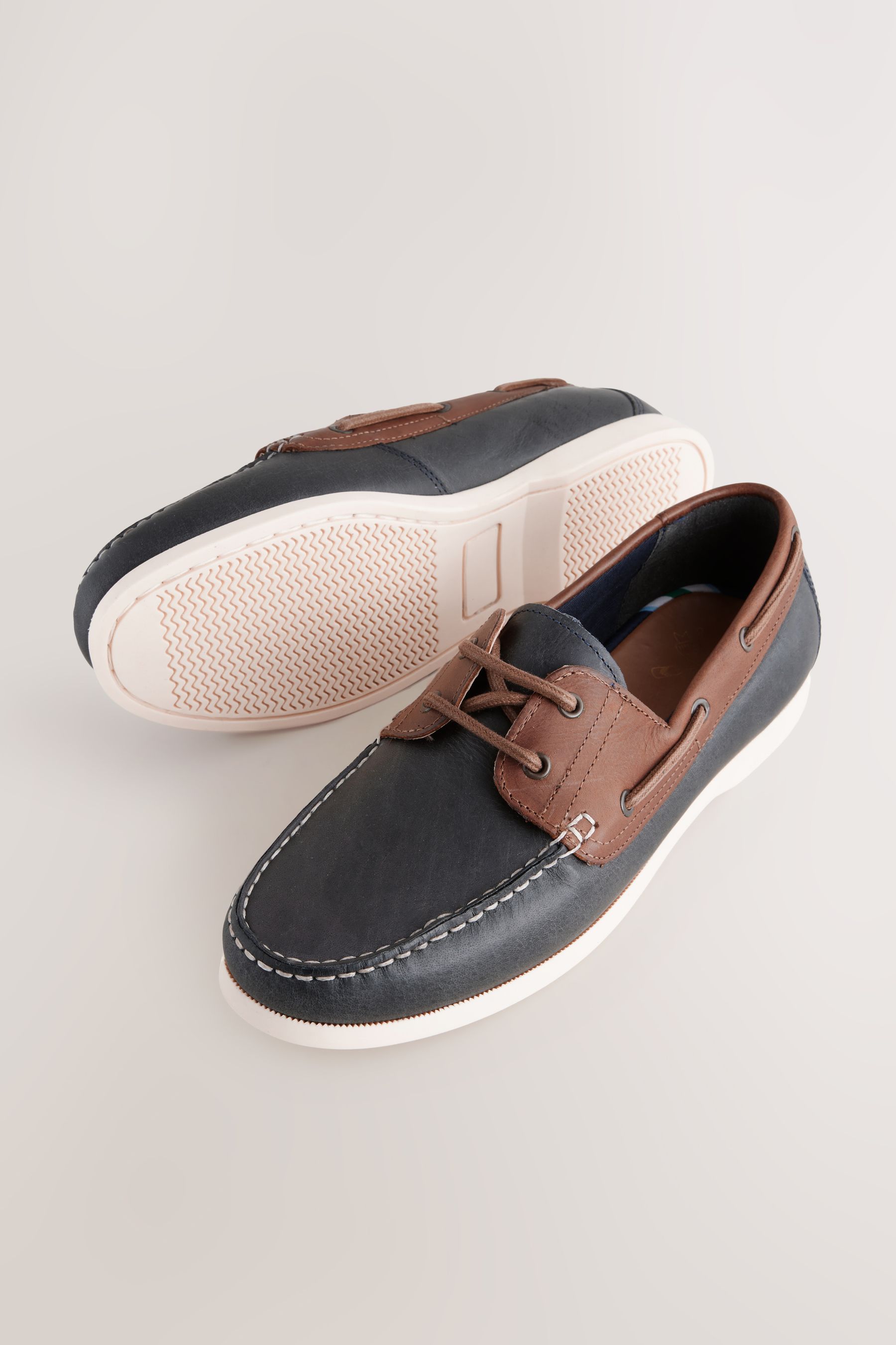 Blue leather sperrys deals