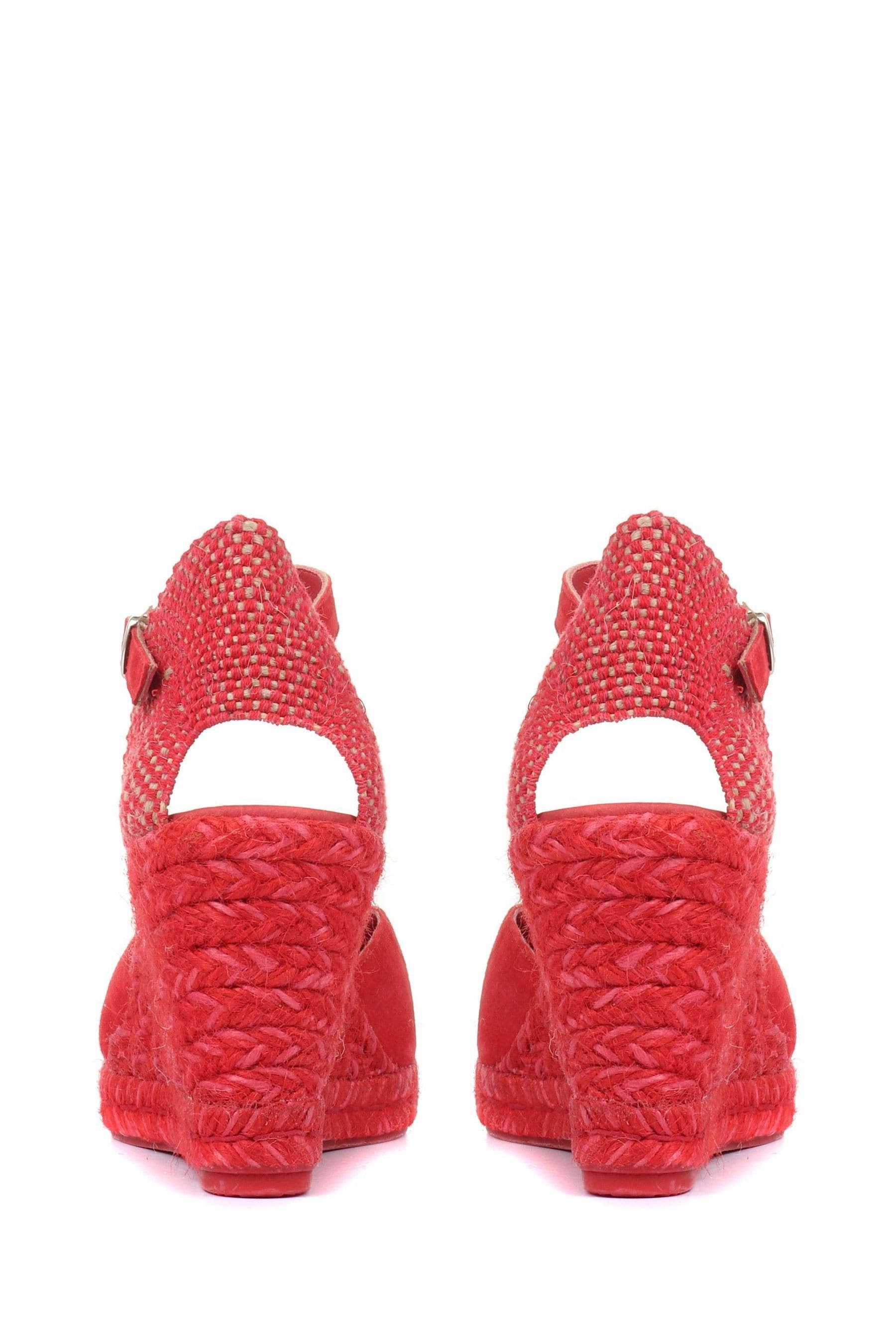 Next red wedges 2025