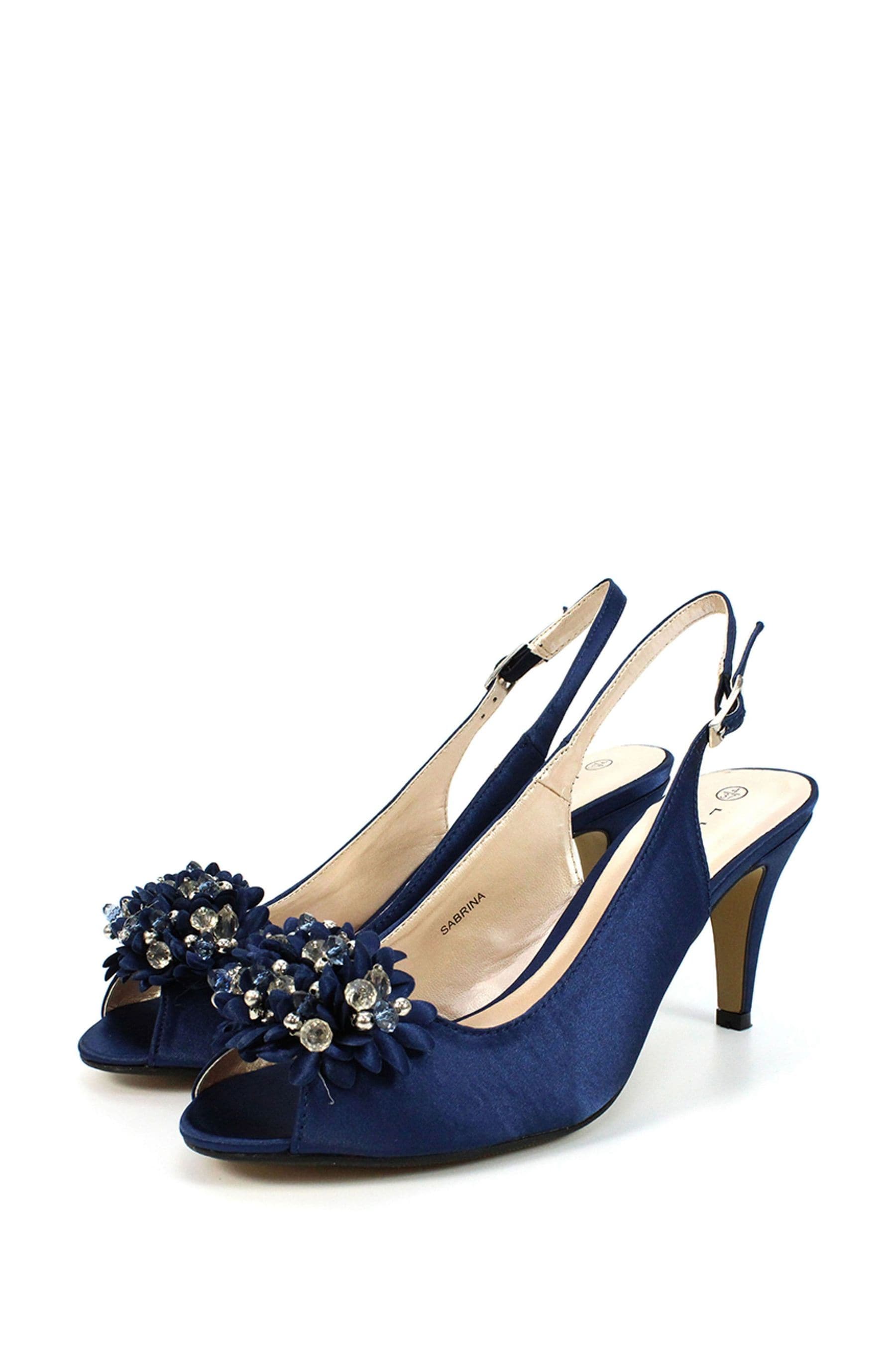 Lunar party shoes top