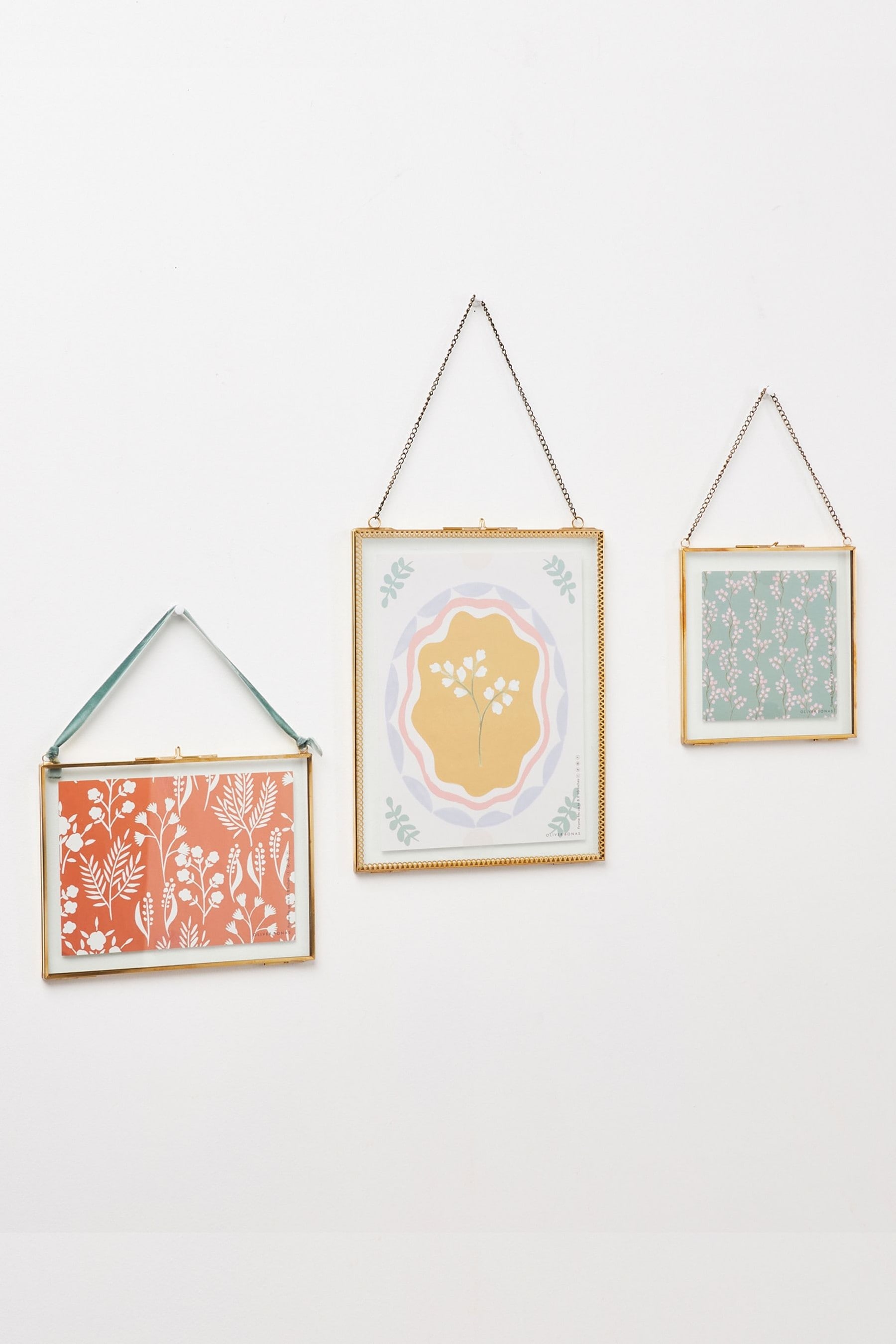 Gold sales hanging frames