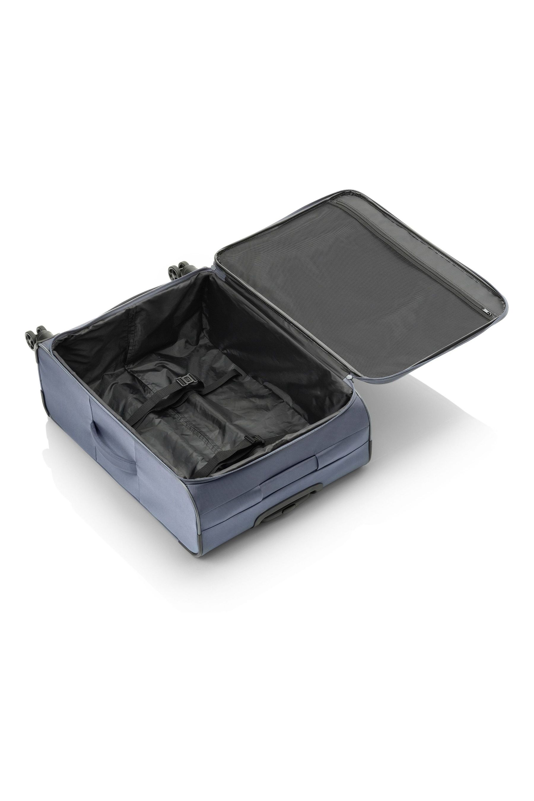 Tripp full circle medium suitcase hotsell