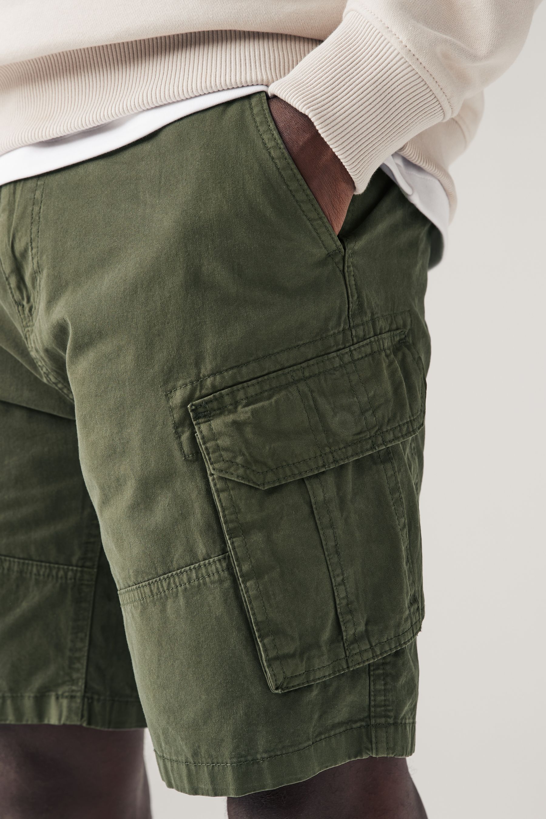 Khaki green shop cargo shorts