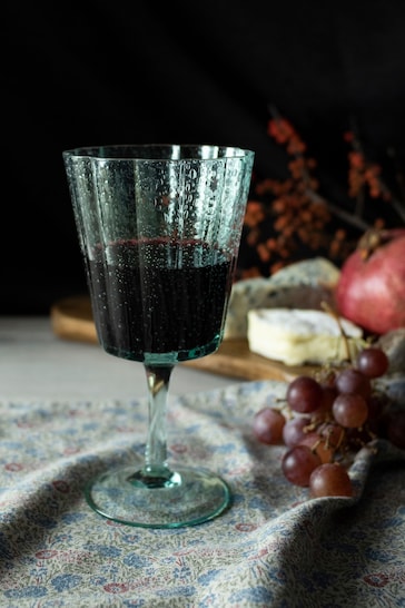 Laura Ashley Set of 4 Green Red Wine Glasses