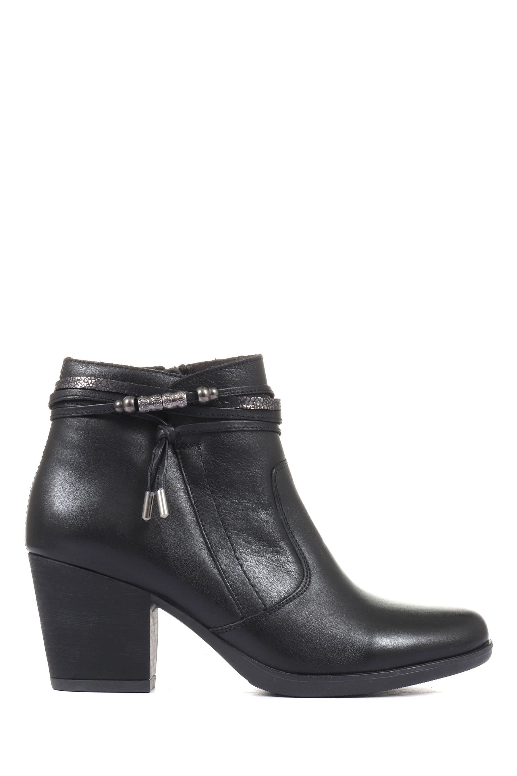 Womens leather 2025 heeled ankle boots