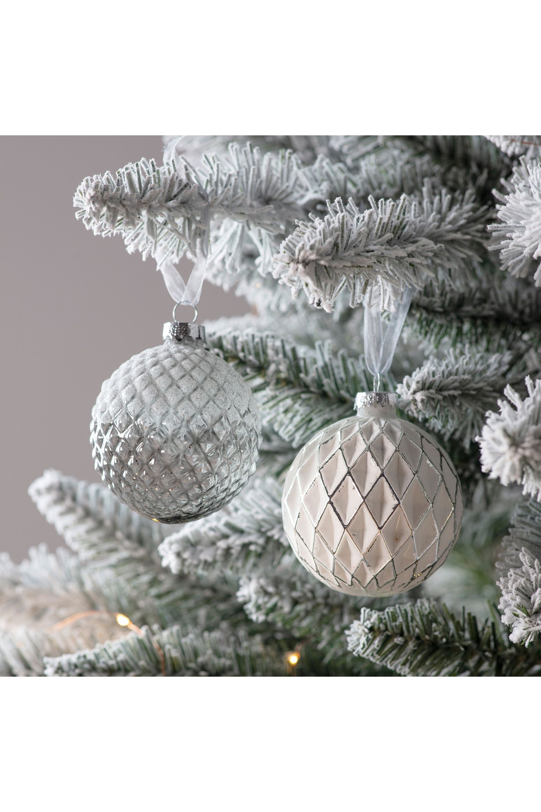 Gallery Home White Assorted Honeycomb Christmas Baubles