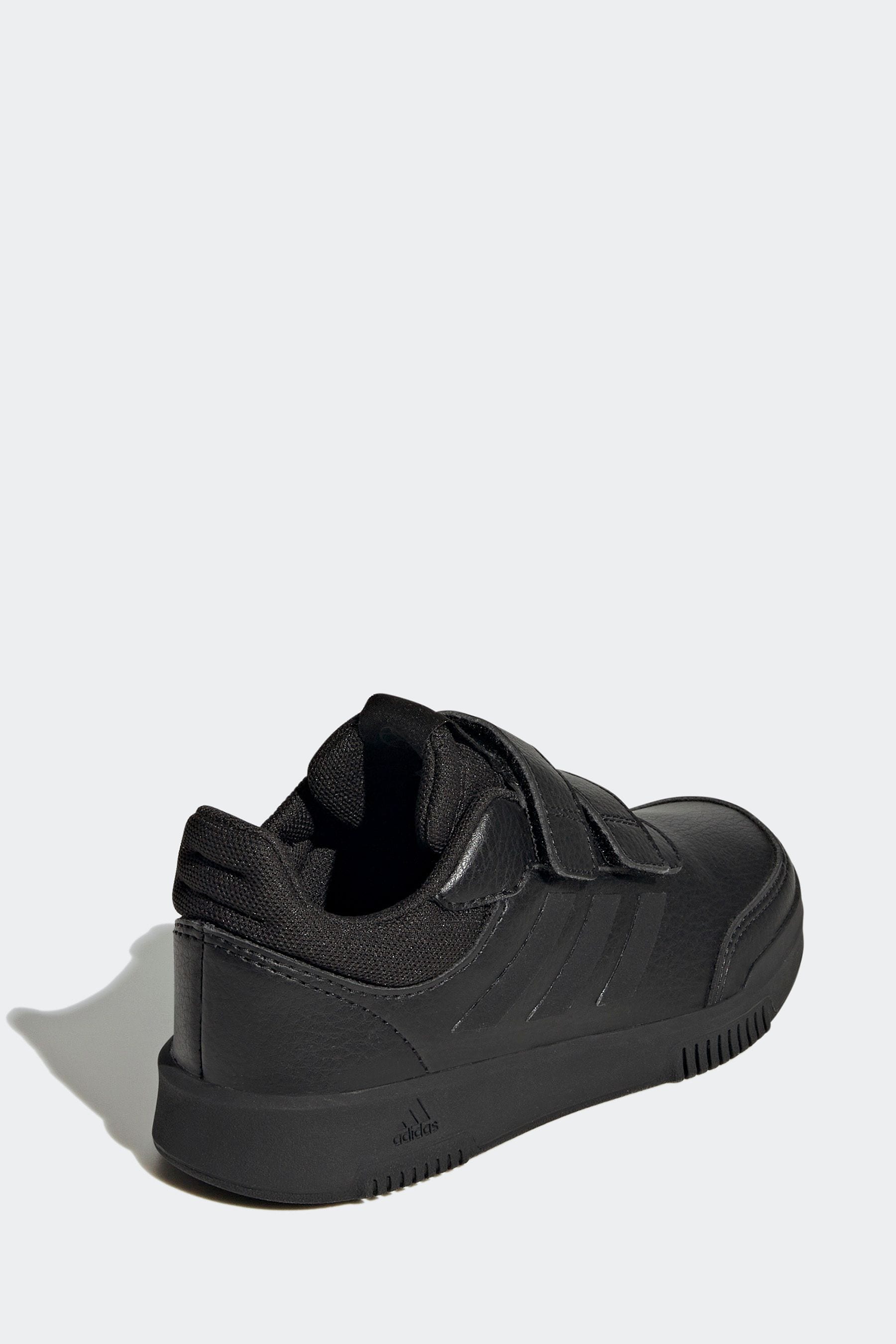 Boys adidas outlet trainers size 5
