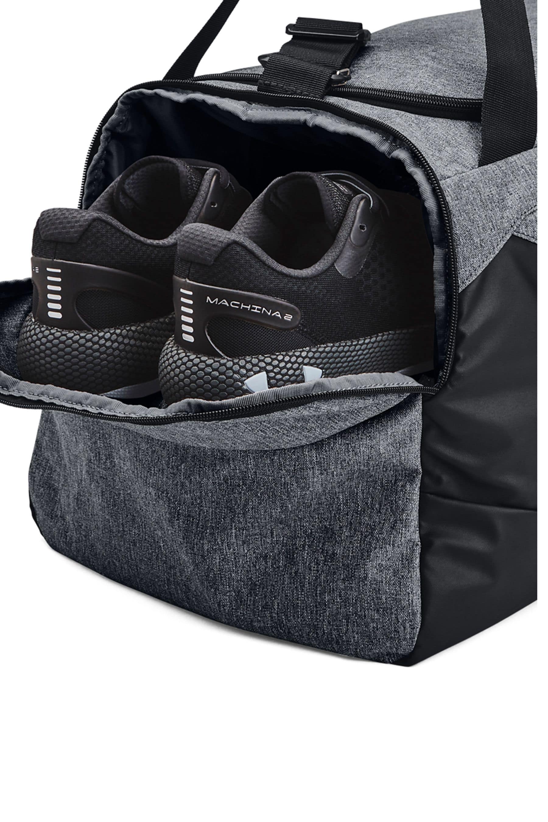 Red under on sale armour duffle bag