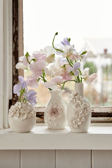 Shabby Chic Set of 3 White Bud Vases