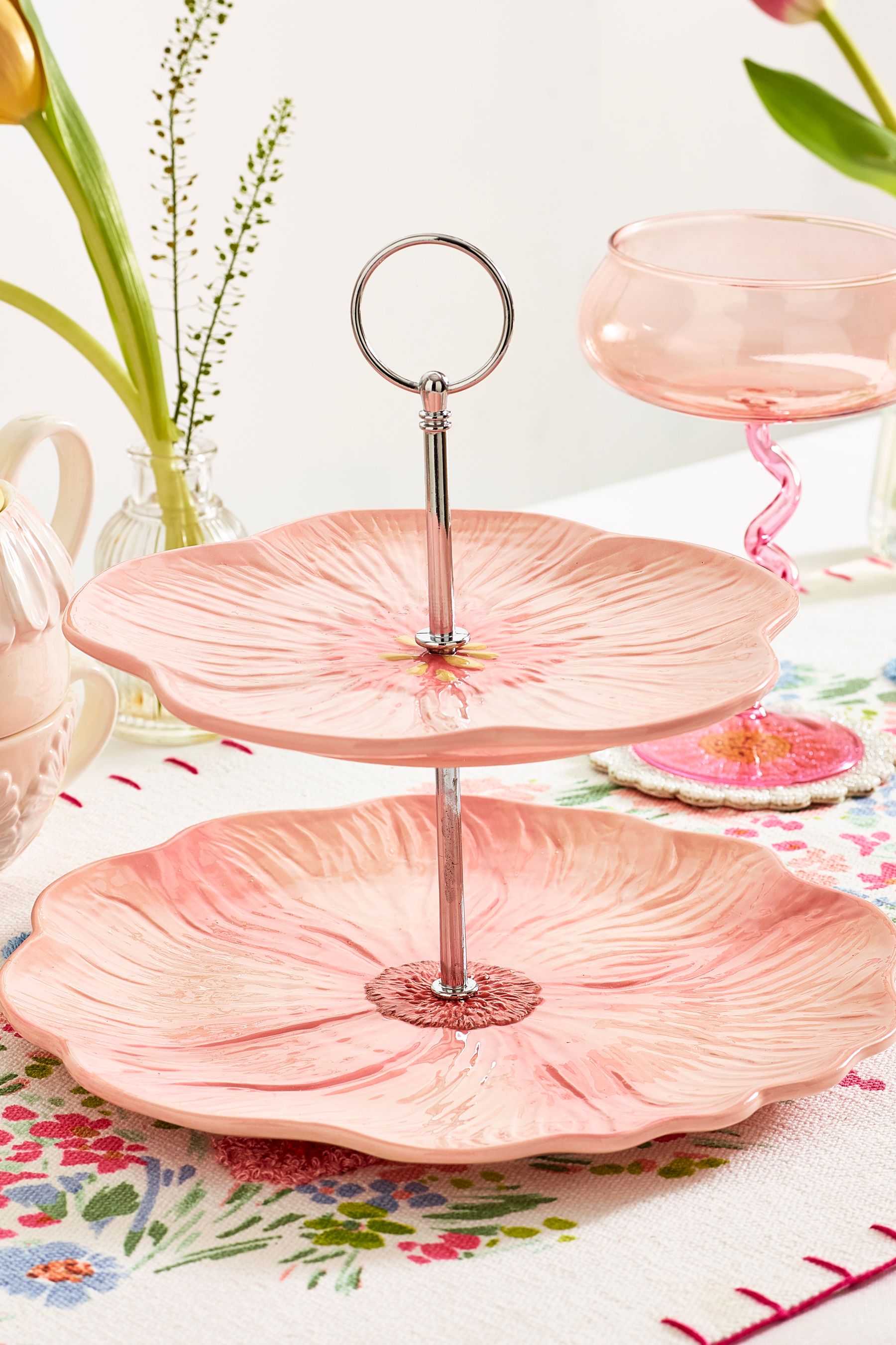 Pink glass cake stand best sale