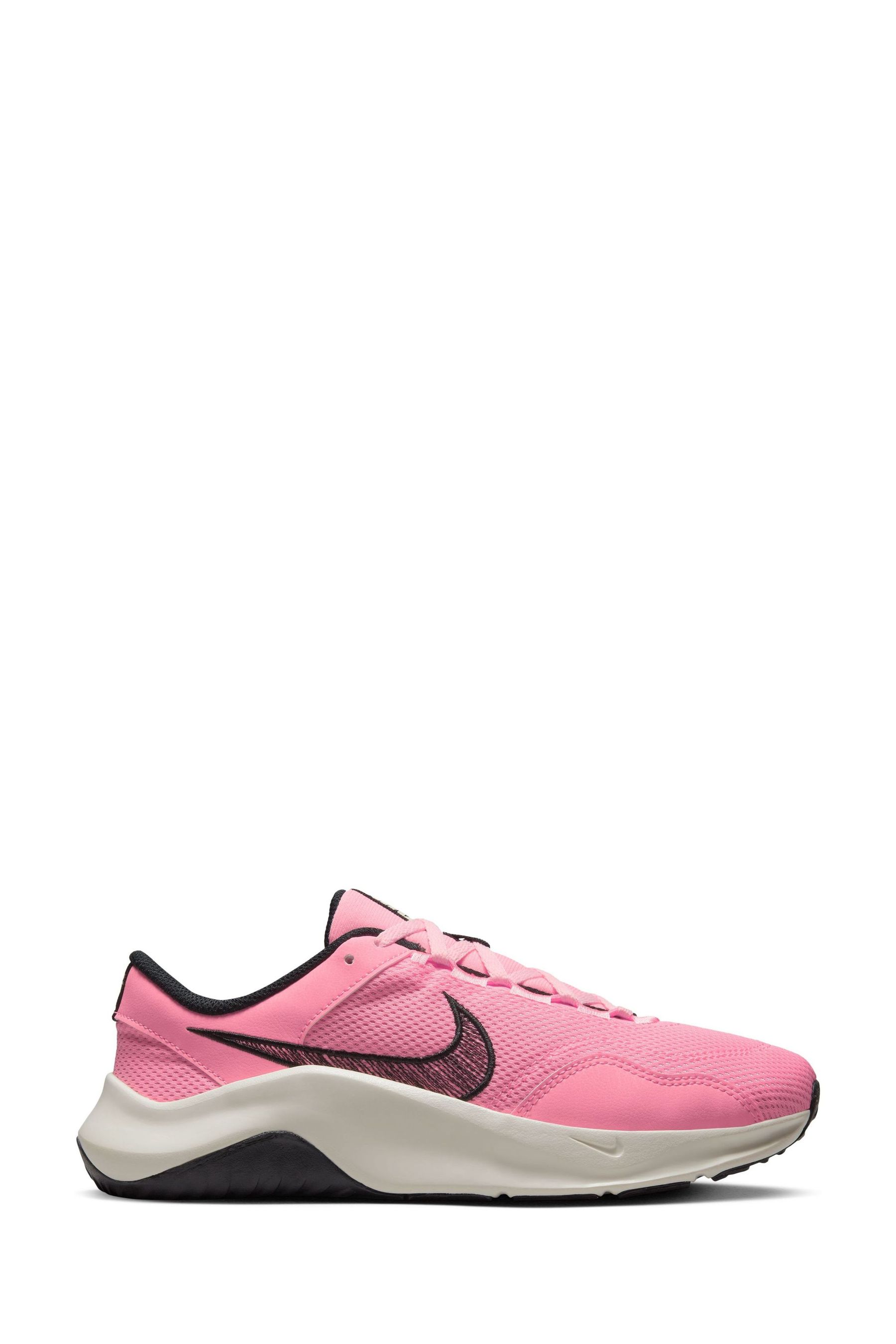 Pink nike best sale gym trainers