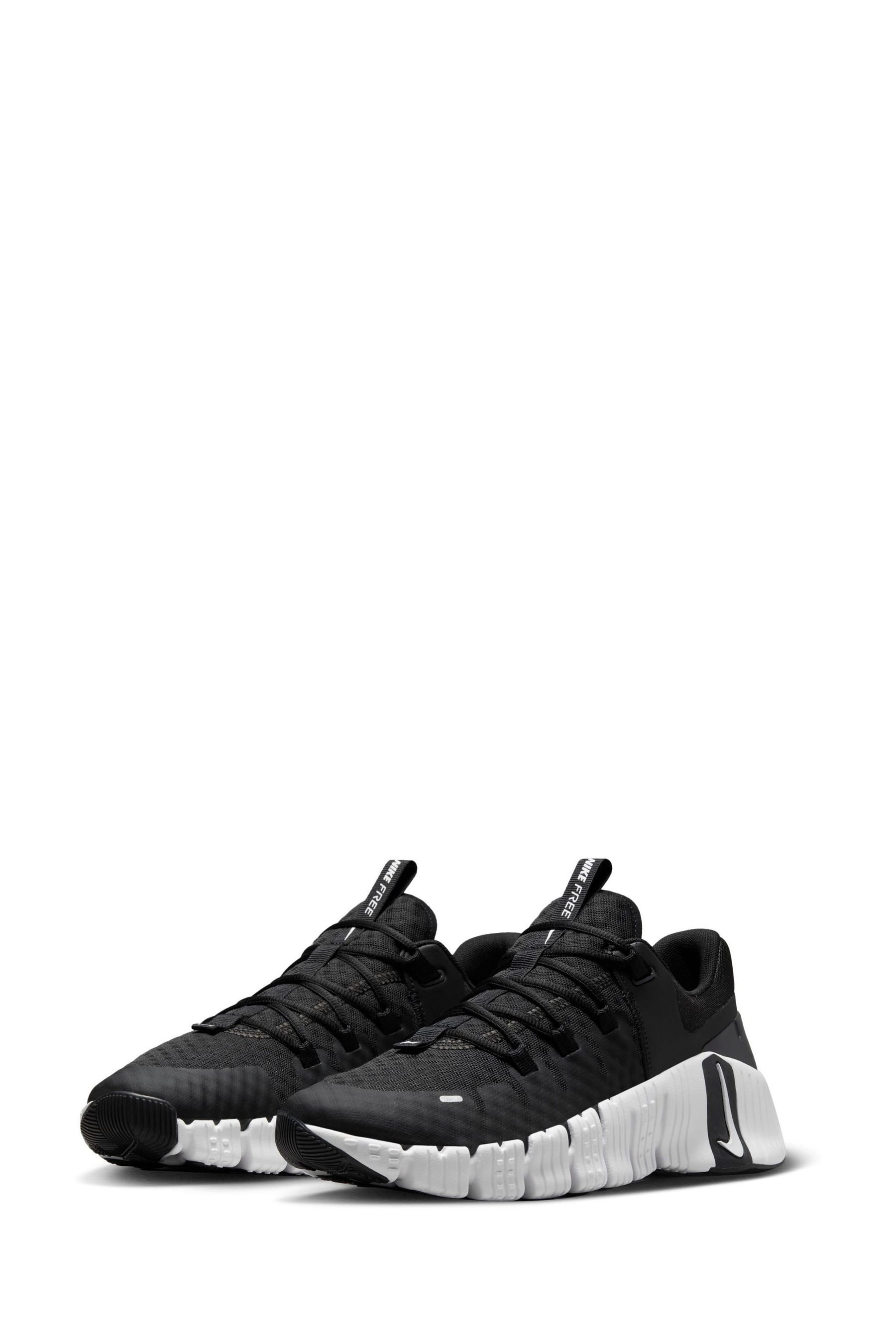 Nike Black White Free Metcon 5 Training Trainers