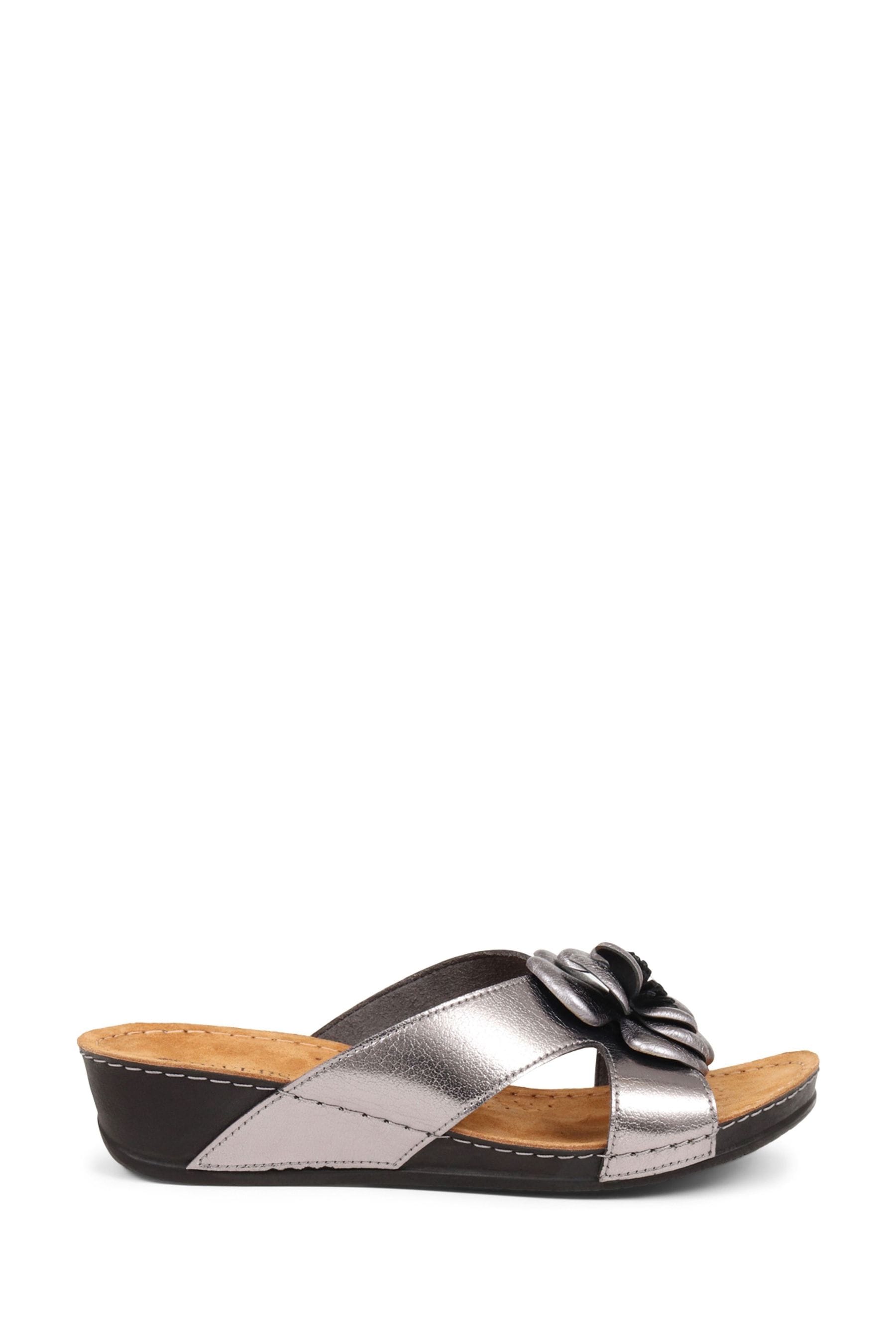 Pavers mule hotsell slippers