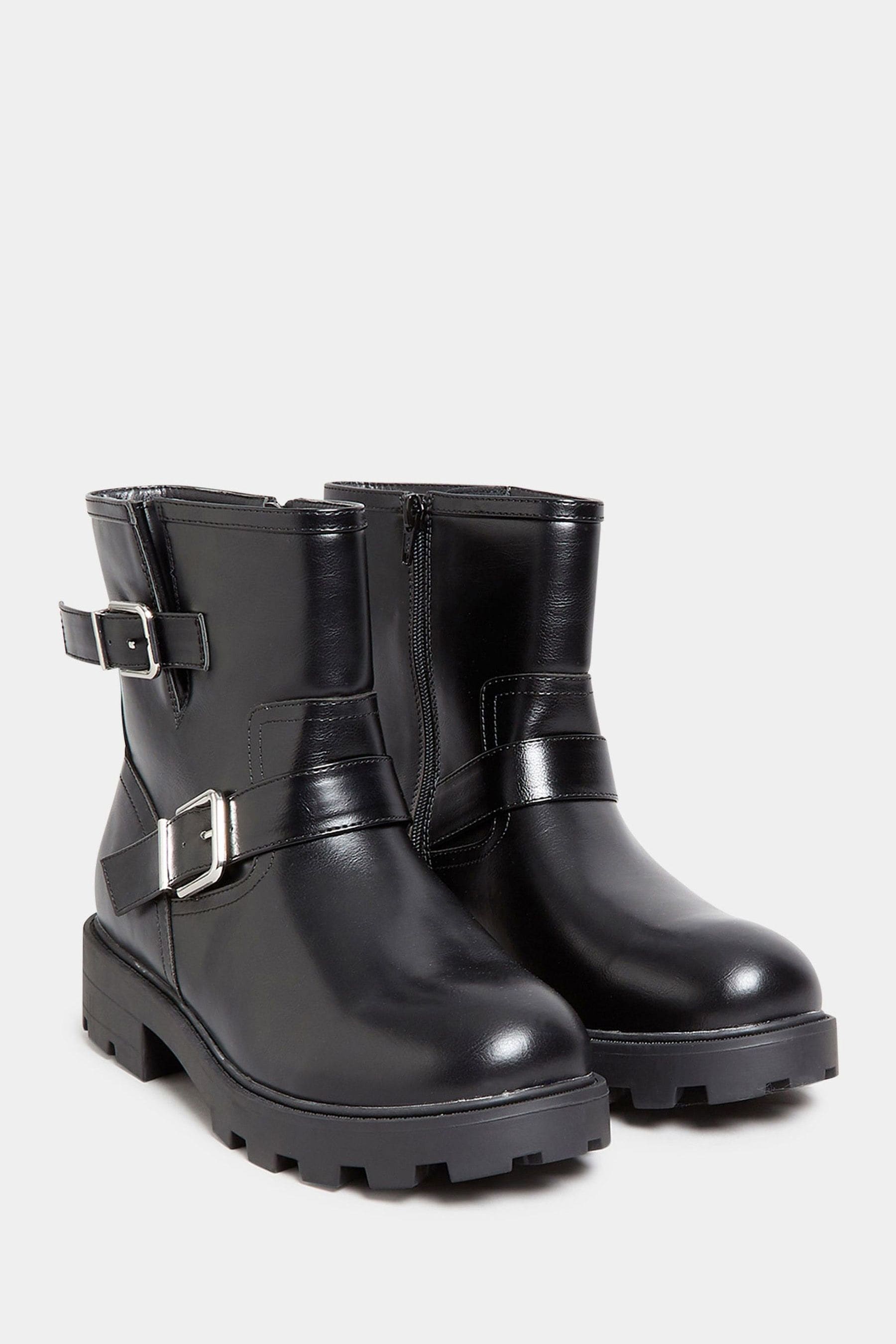 Wide fit outlet biker boots